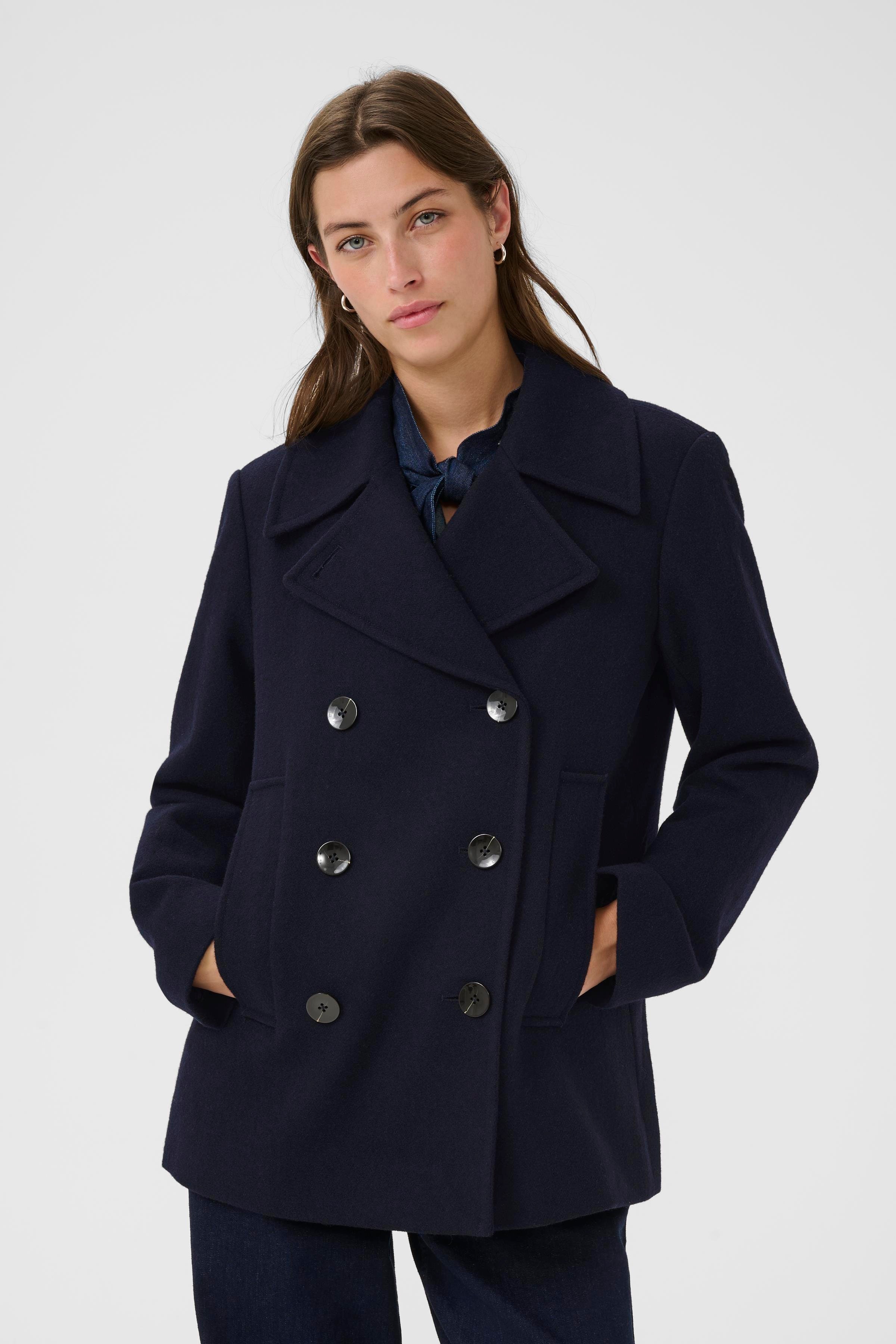 SatinaPW Outerwear LOOKBOOK FRONT 30309742-194013