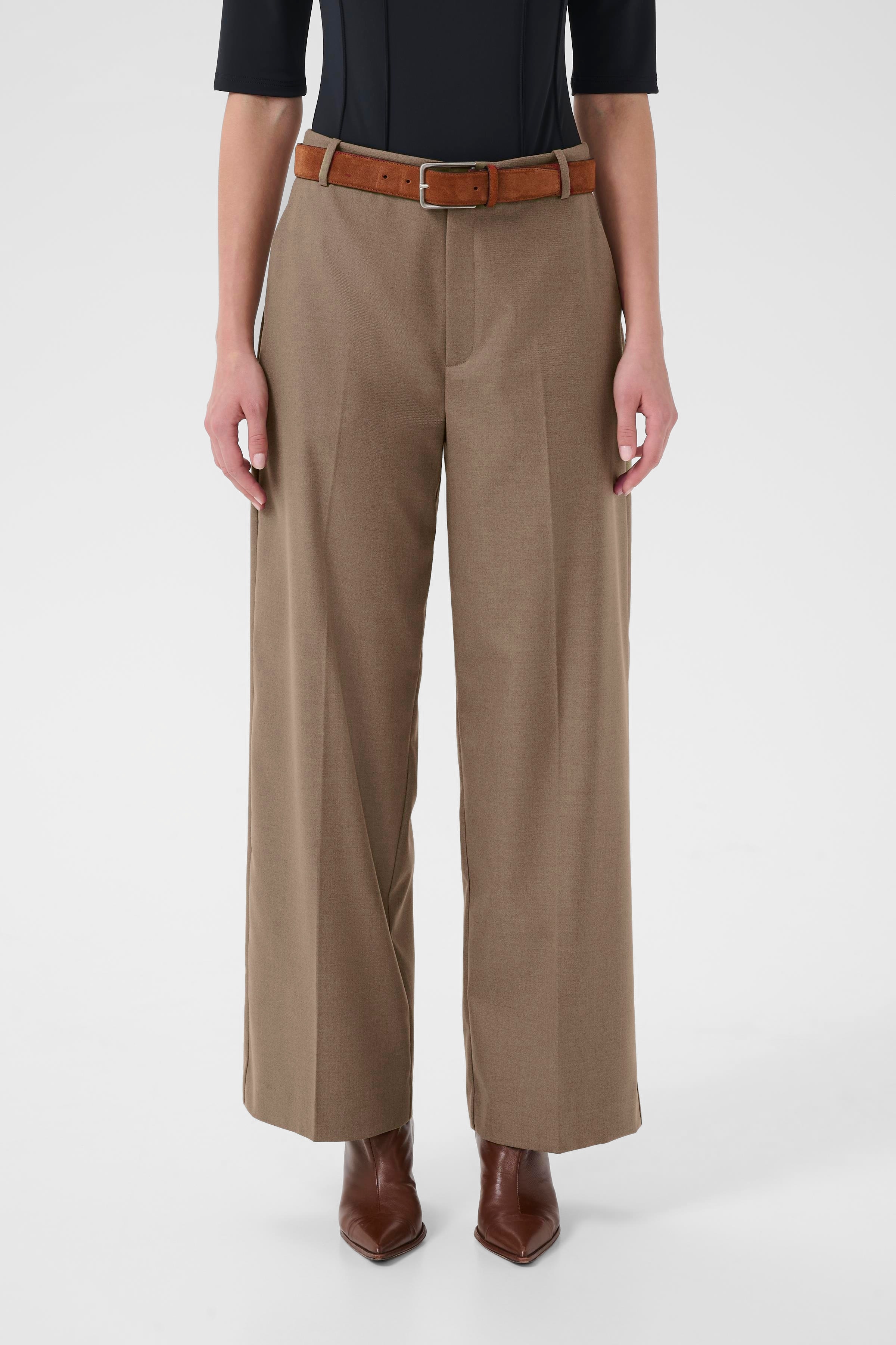 GZpaula Bukser LOOKBOOK FRONT 10910915-106856