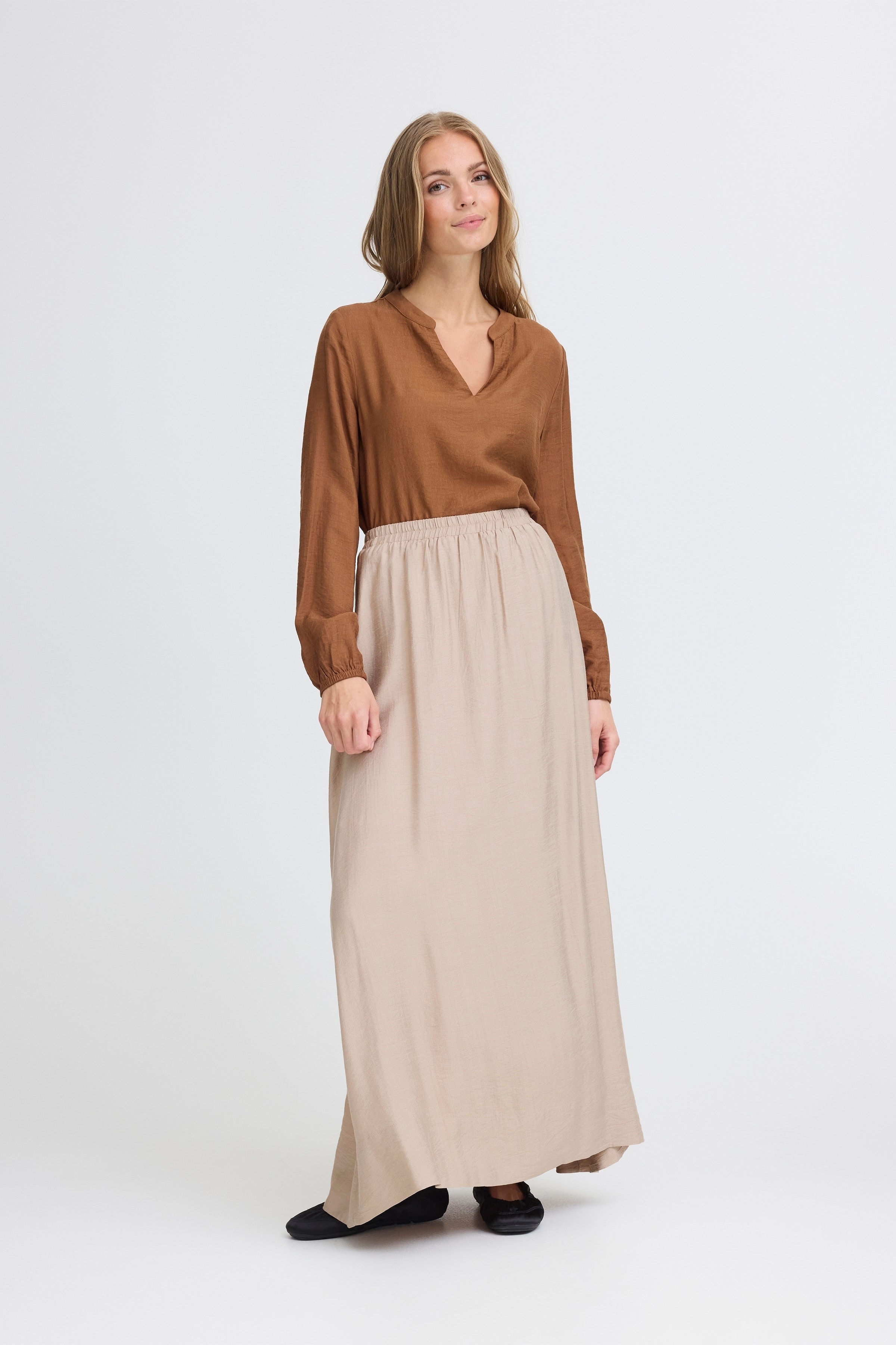 IHJOA Skjørt LOOKBOOK FRONT 20123843-160906