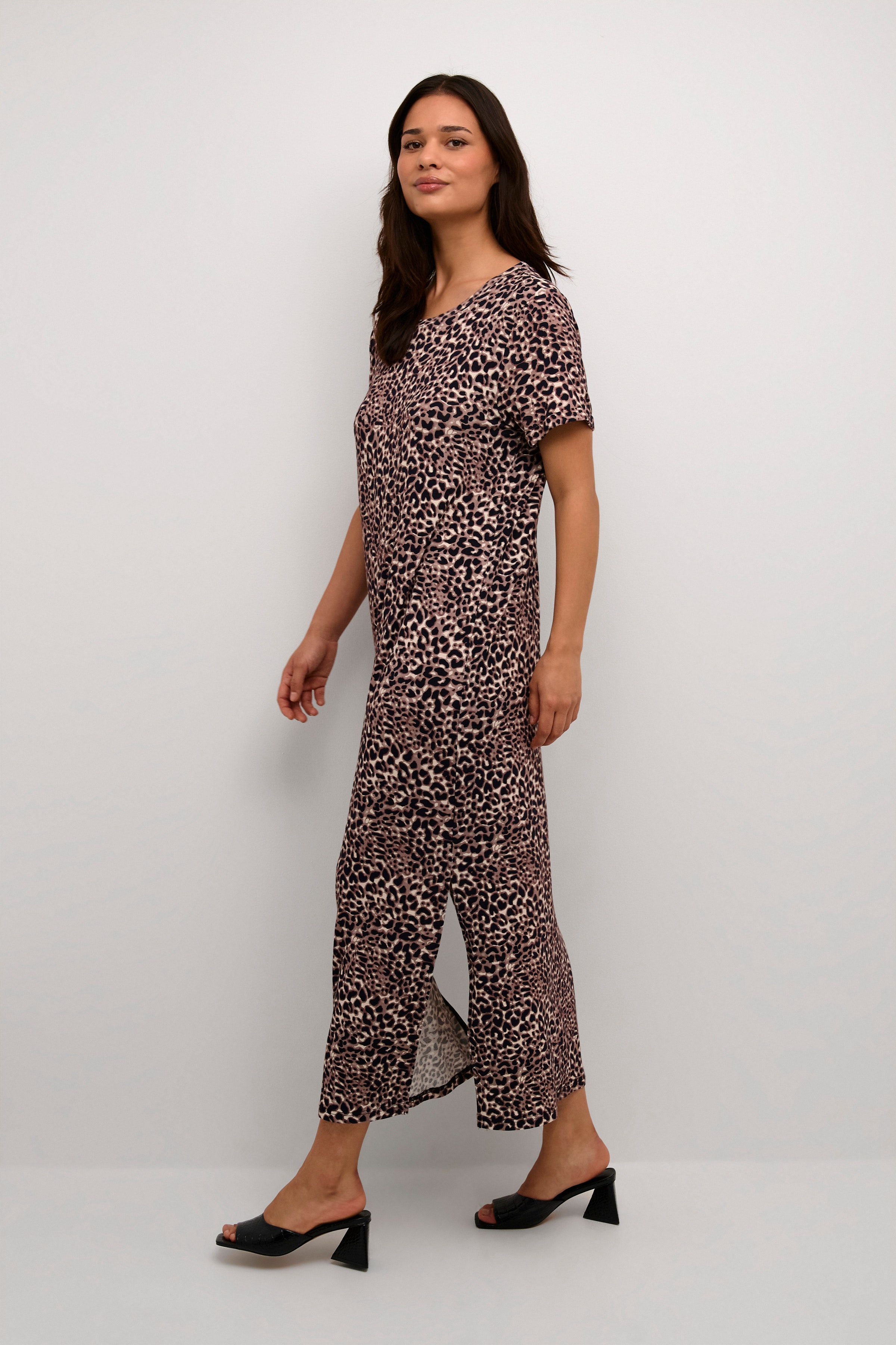 KAcharlotte Leopard Dress LOOKBOOK FRONT 10508819-106394