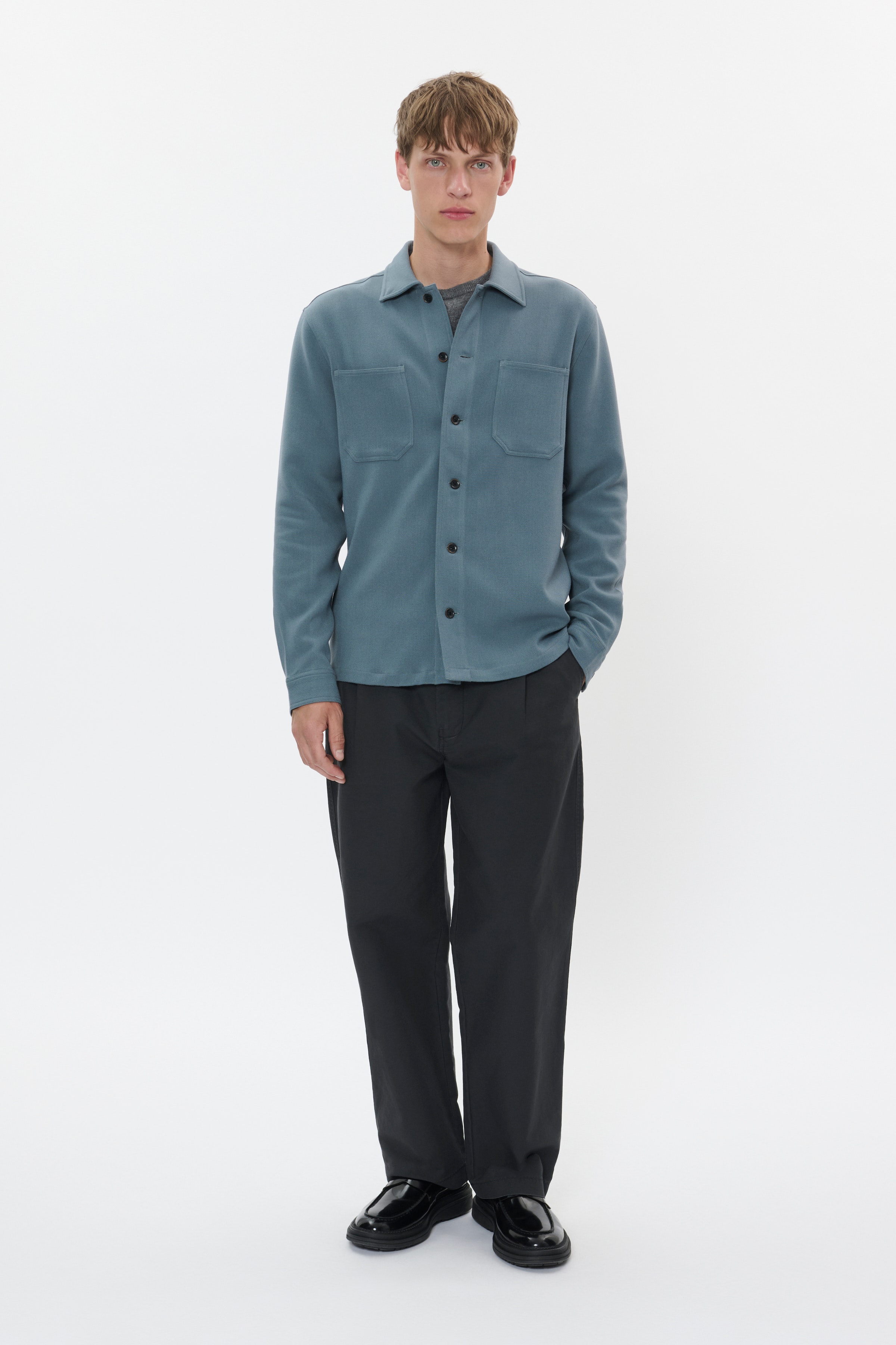 MApelton Overshirt LOOKBOOK FRONT 30207576-184214