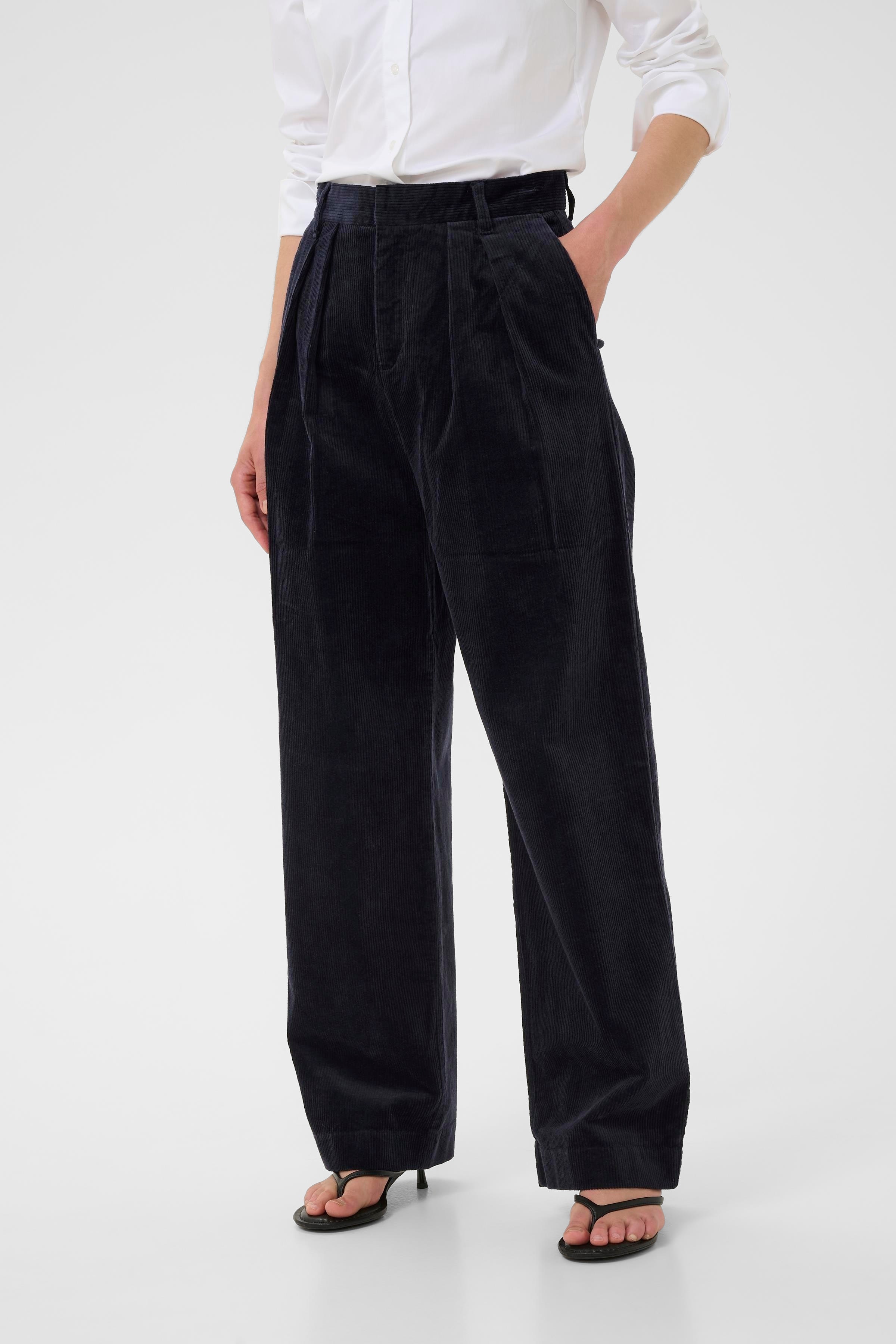 ToriIW Wide Byxor LOOKBOOK FRONT 30109783-300005