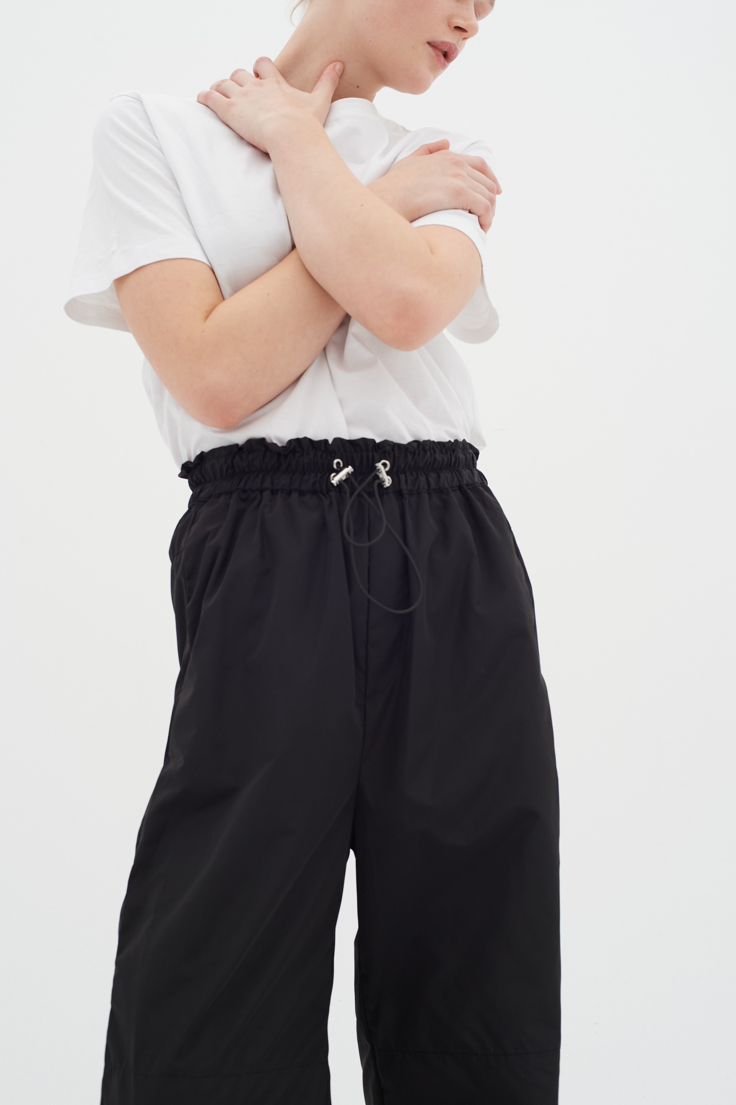 TaniaIW Trousers LOOKBOOK DETAIL 30109048-194008