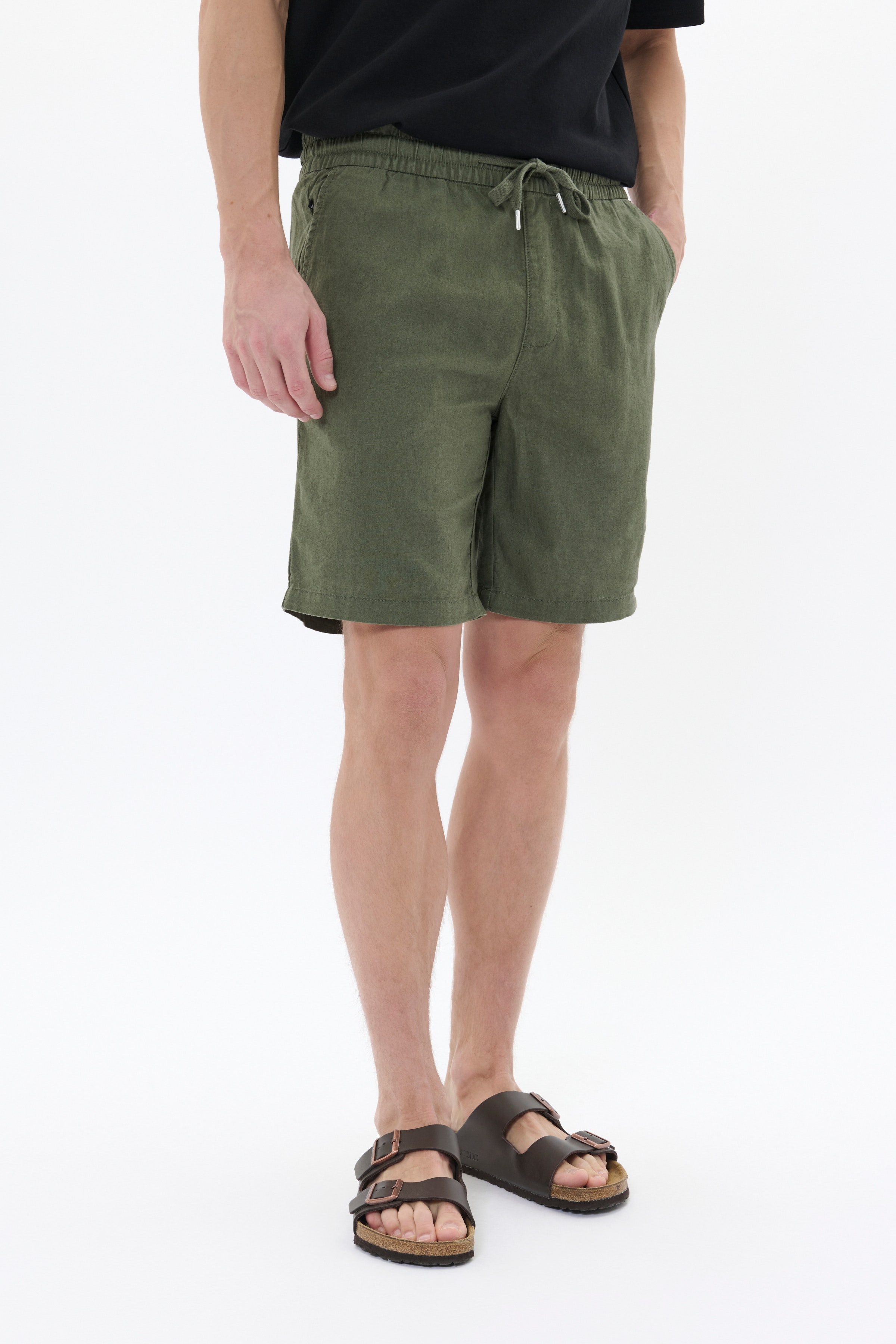 MAbarton linen shorts LOOKBOOK FRONT 30206032-190309