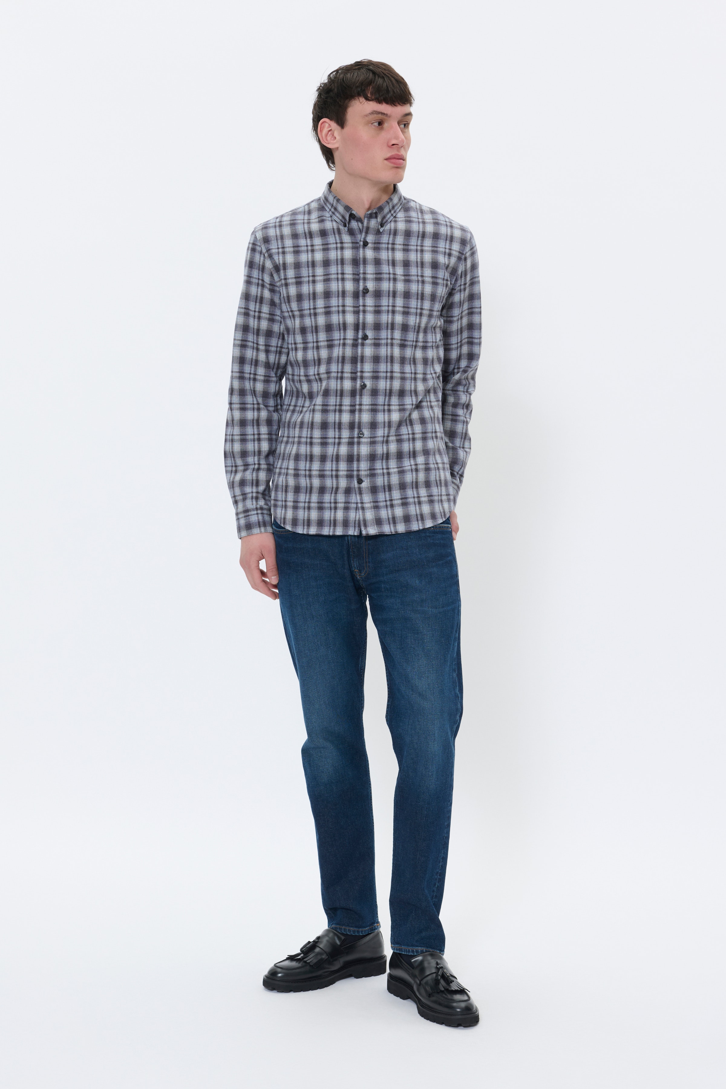 MAtrostol Shirt LOOKBOOK FRONT 30208524-194011