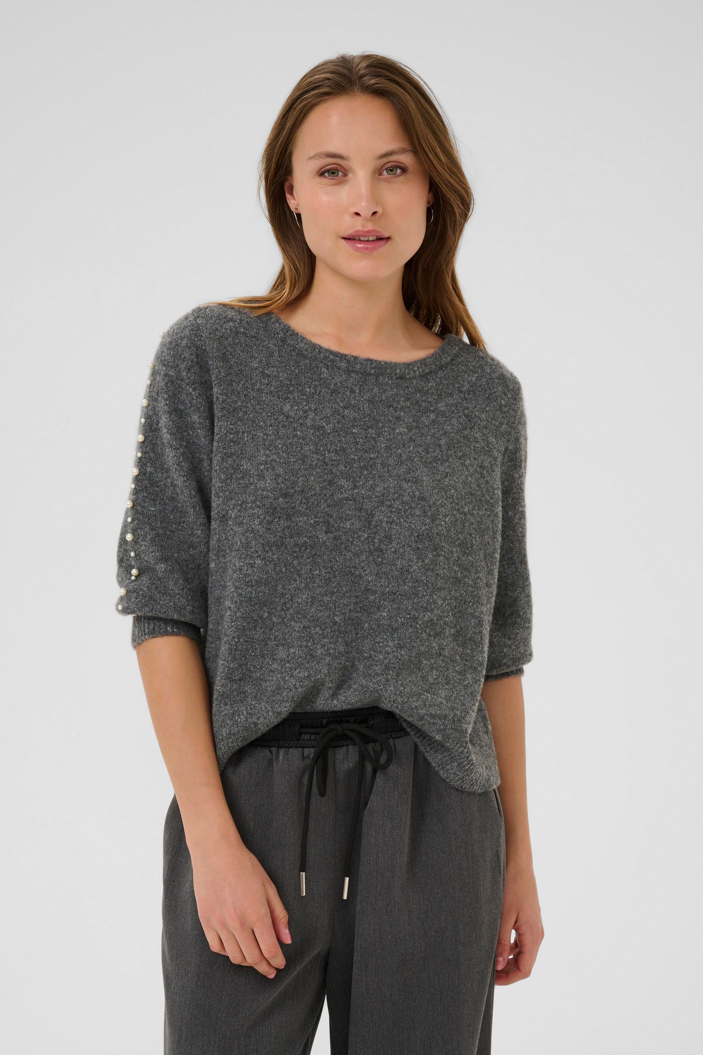 KAbetty Pullover LOOKBOOK FRONT 10510632-100123