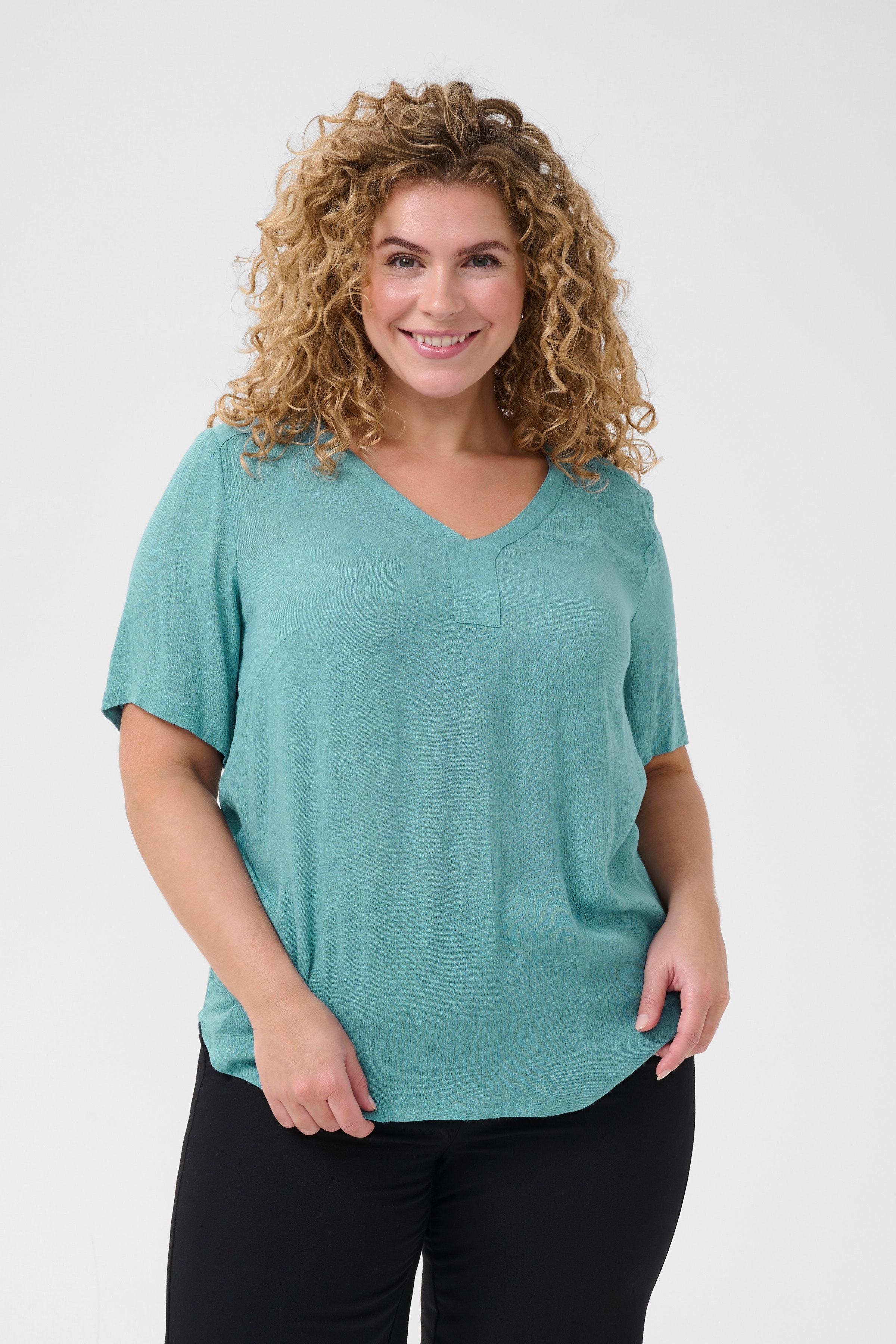 KCami Blus LOOKBOOK FRONT 10580056-174919