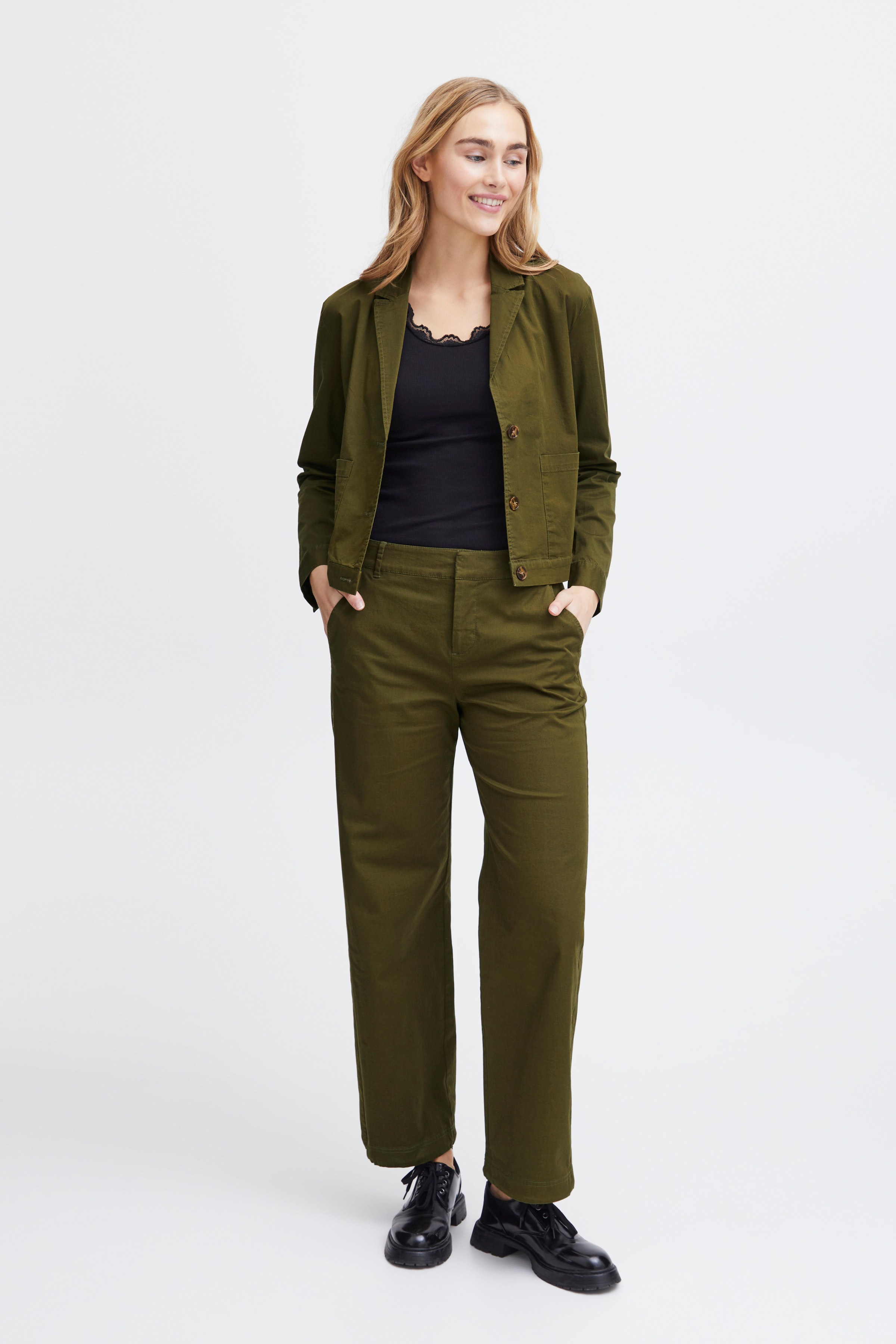 FRSULLINA Hose LOOKBOOK FRONT 20613329-190516