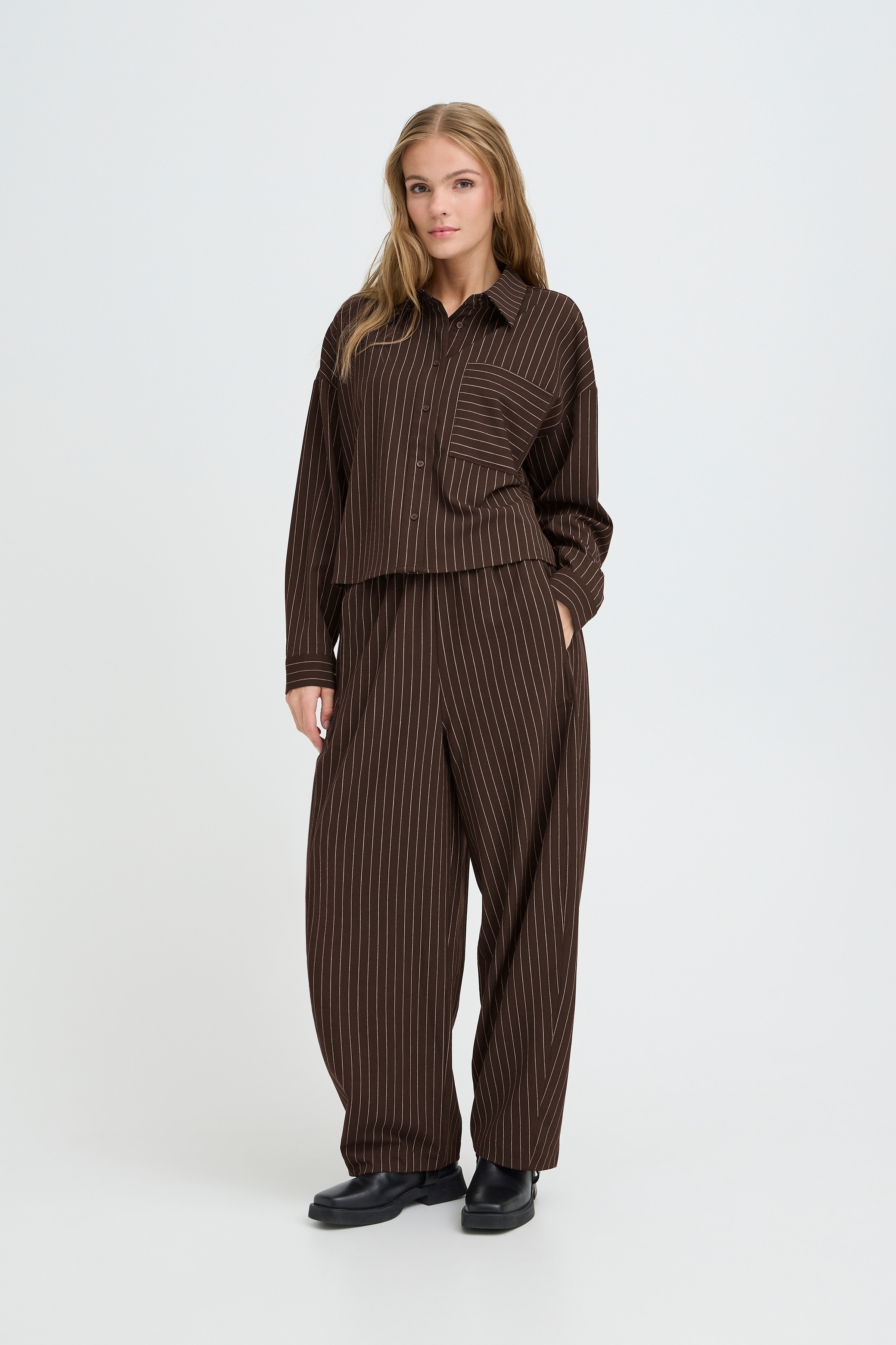 IXTRINE skjorta LOOKBOOK FRONT 20123489-190915