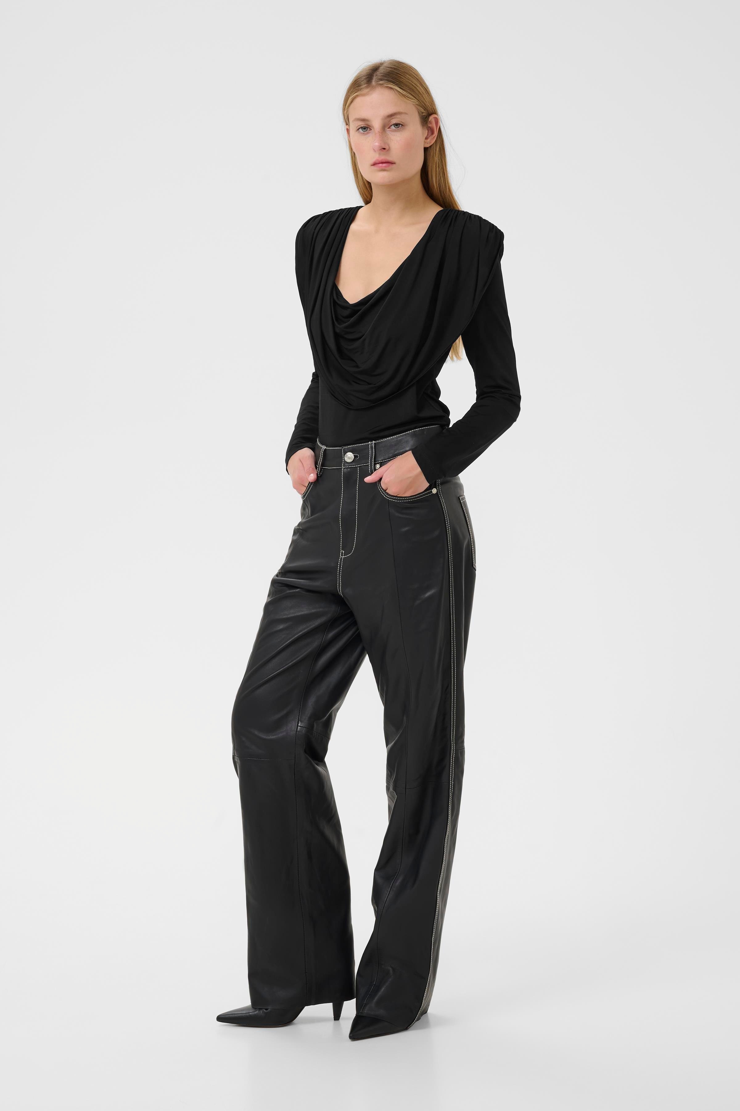 GZlaily Blouse LOOKBOOK FRONT 10910980-100017