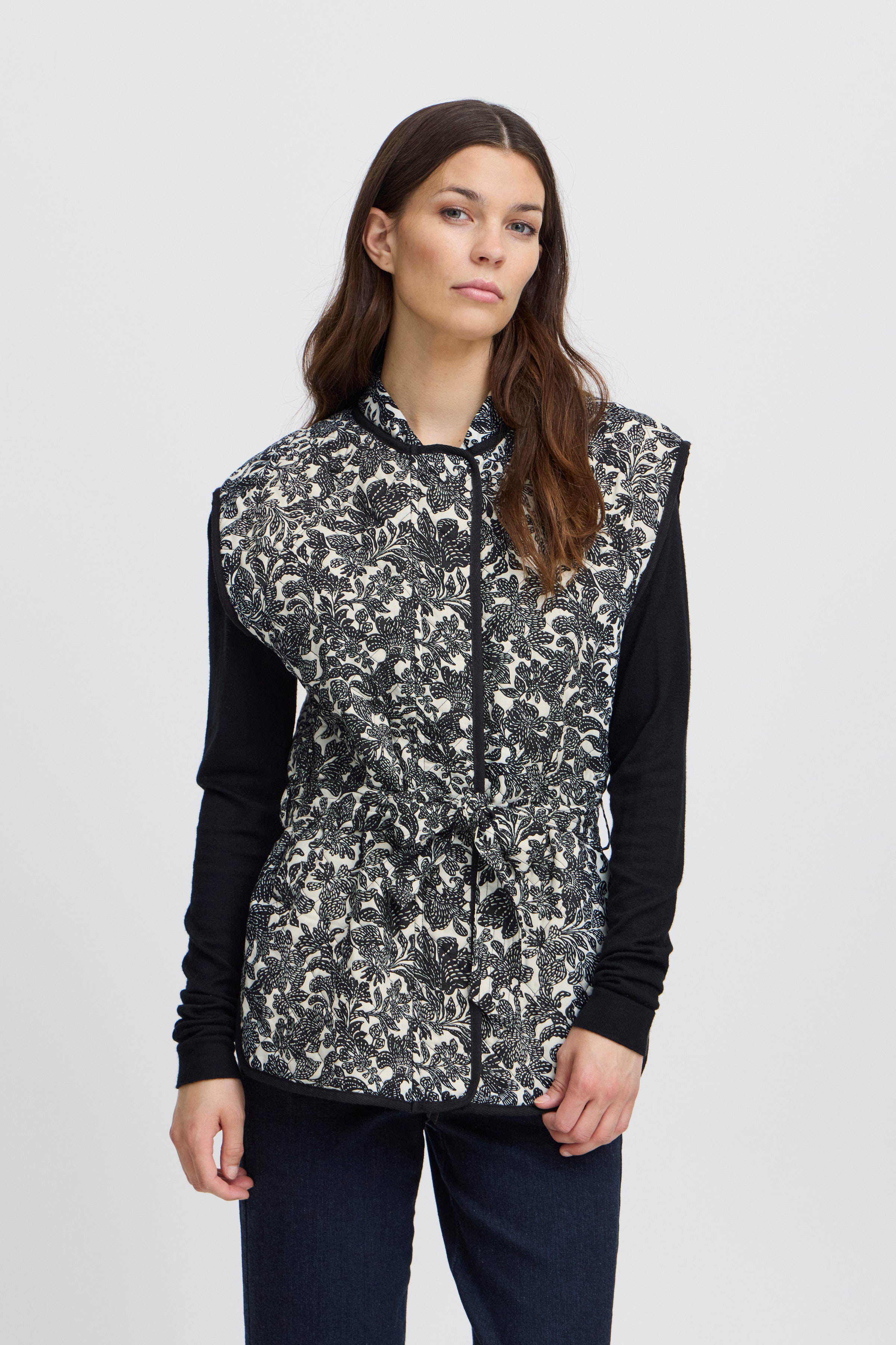 IRFLEUR Vest bovenkleding LOOKBOOK FRONT 20121625-203456