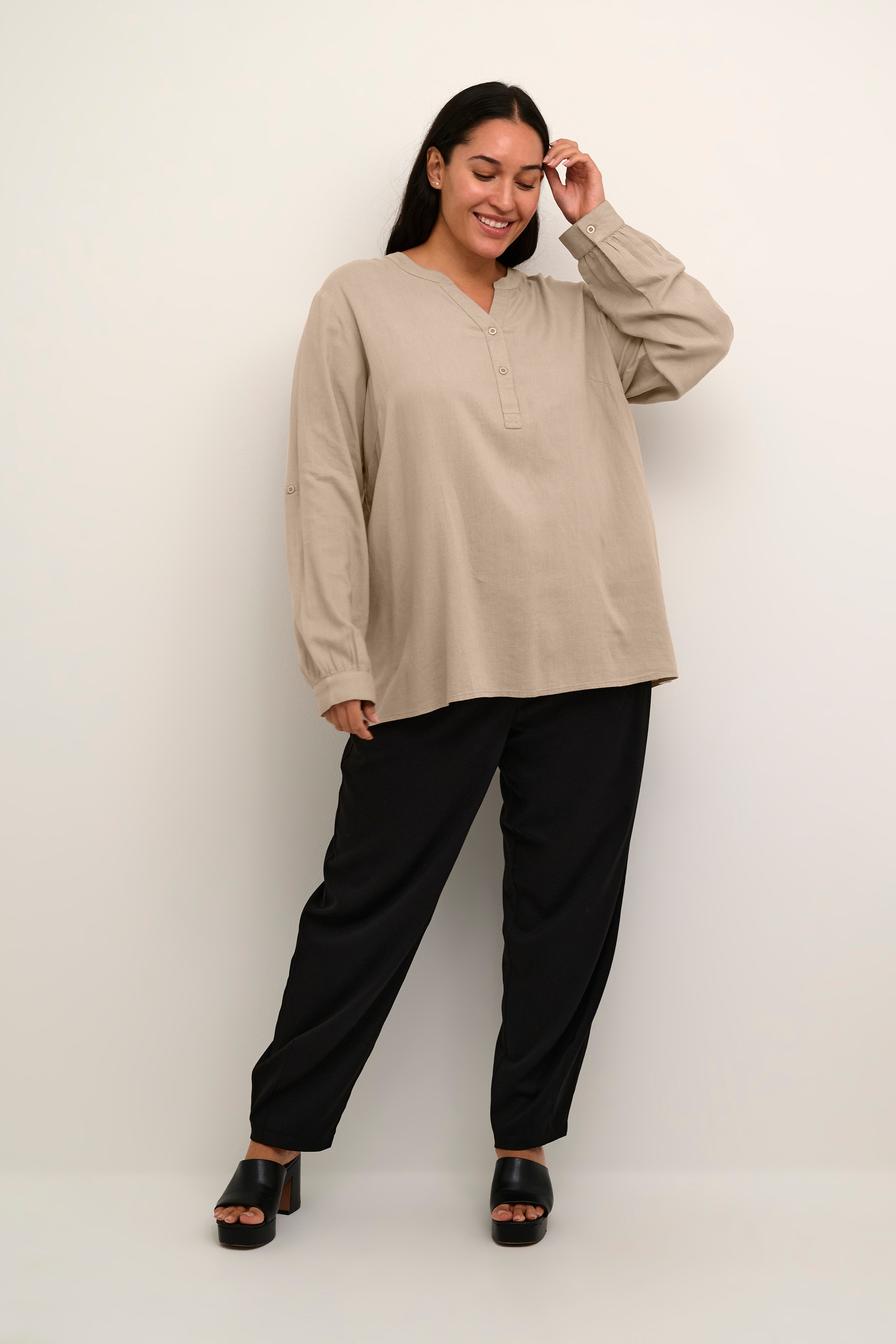 KCmille Linen blouse LOOKBOOK FRONT 10582215-171109