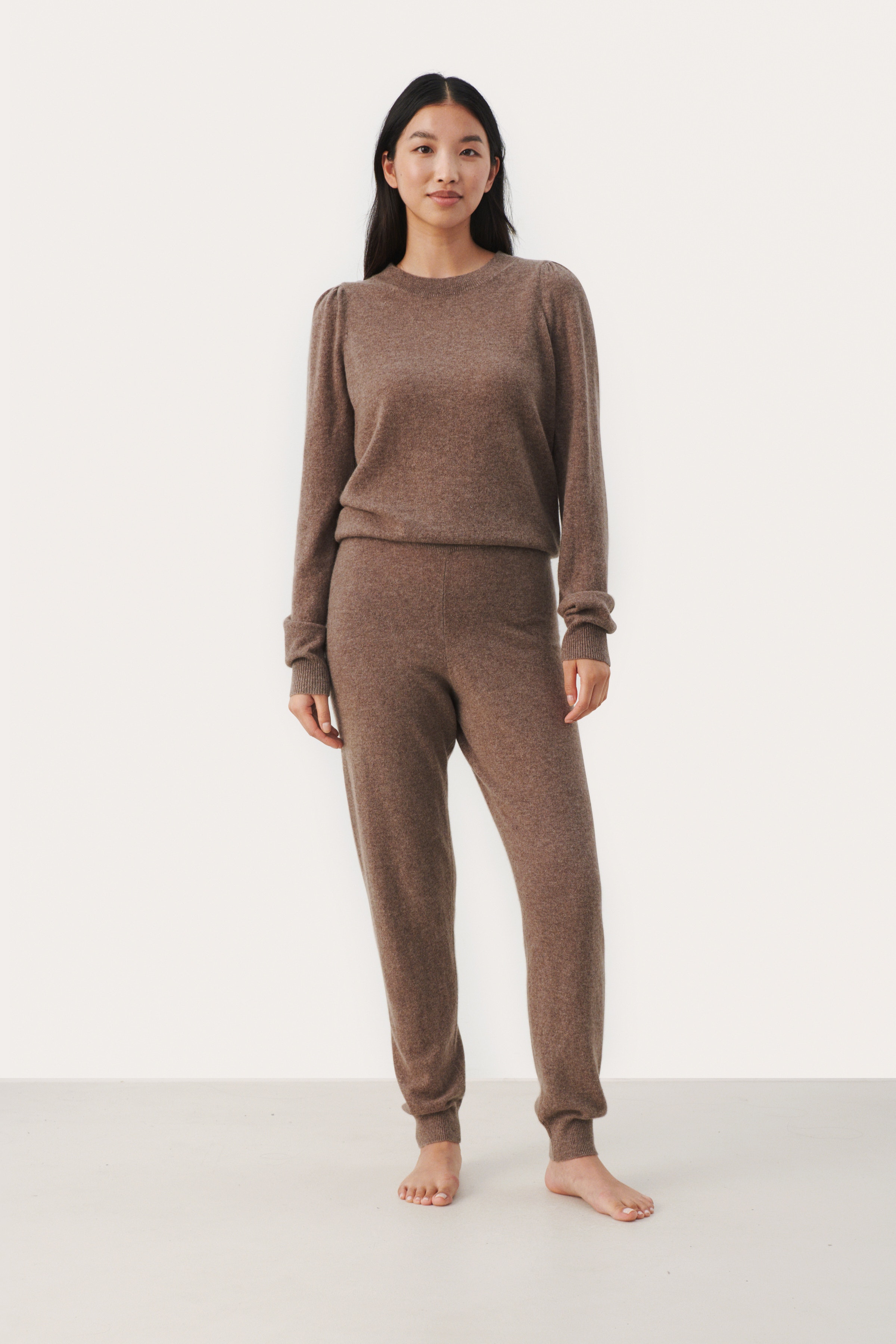 EwandaPW Cashmere trousers LOOKBOOK FRONT 30307335-1811121