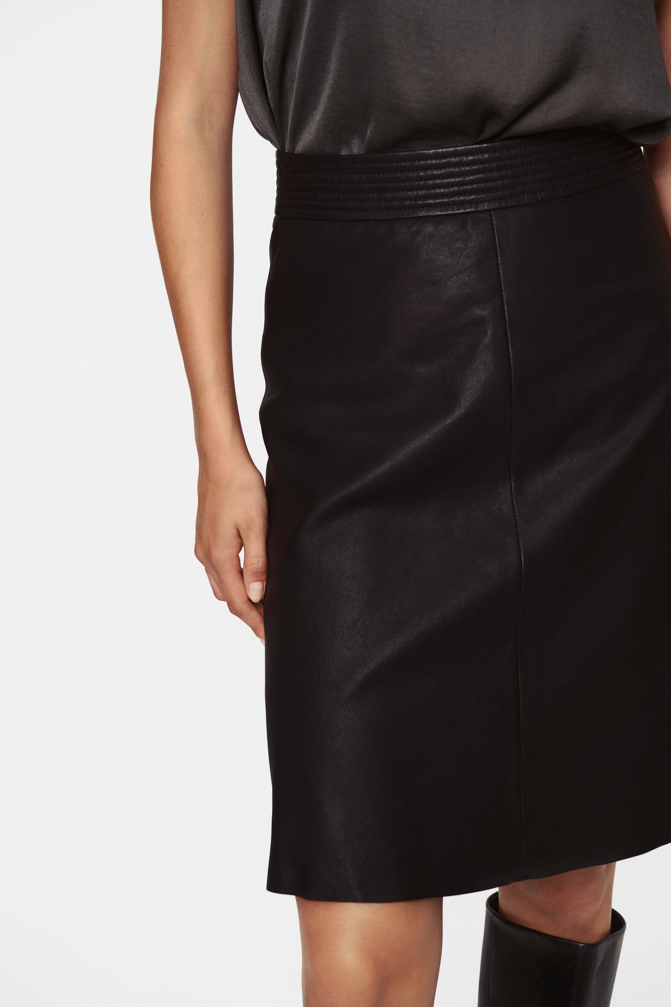 ReneeSZ Rok LOOKBOOK DETAIL 30512269-193911