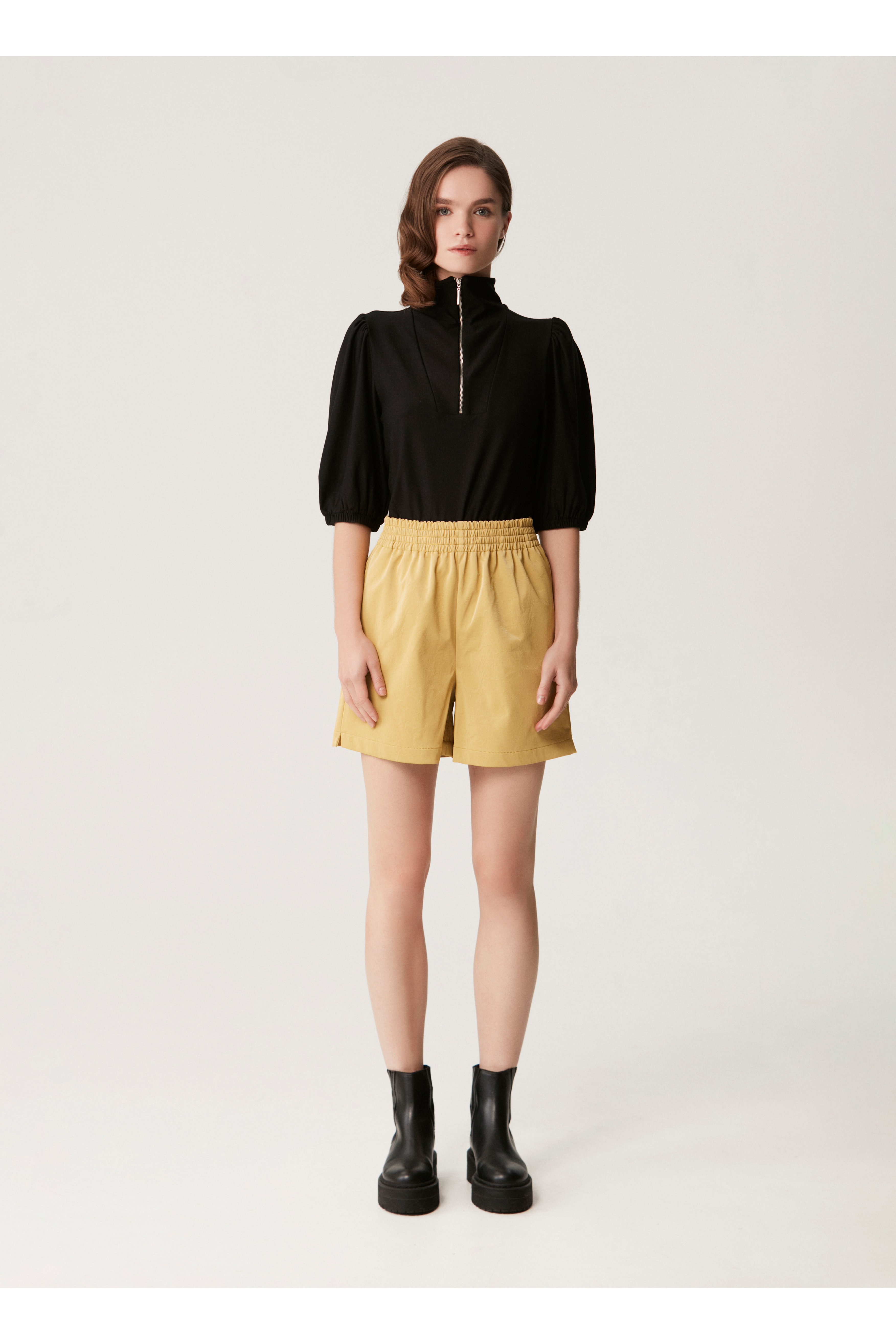 RifaGZ ss zipper T-shirt LOOKBOOK FRONT 10905428-100017