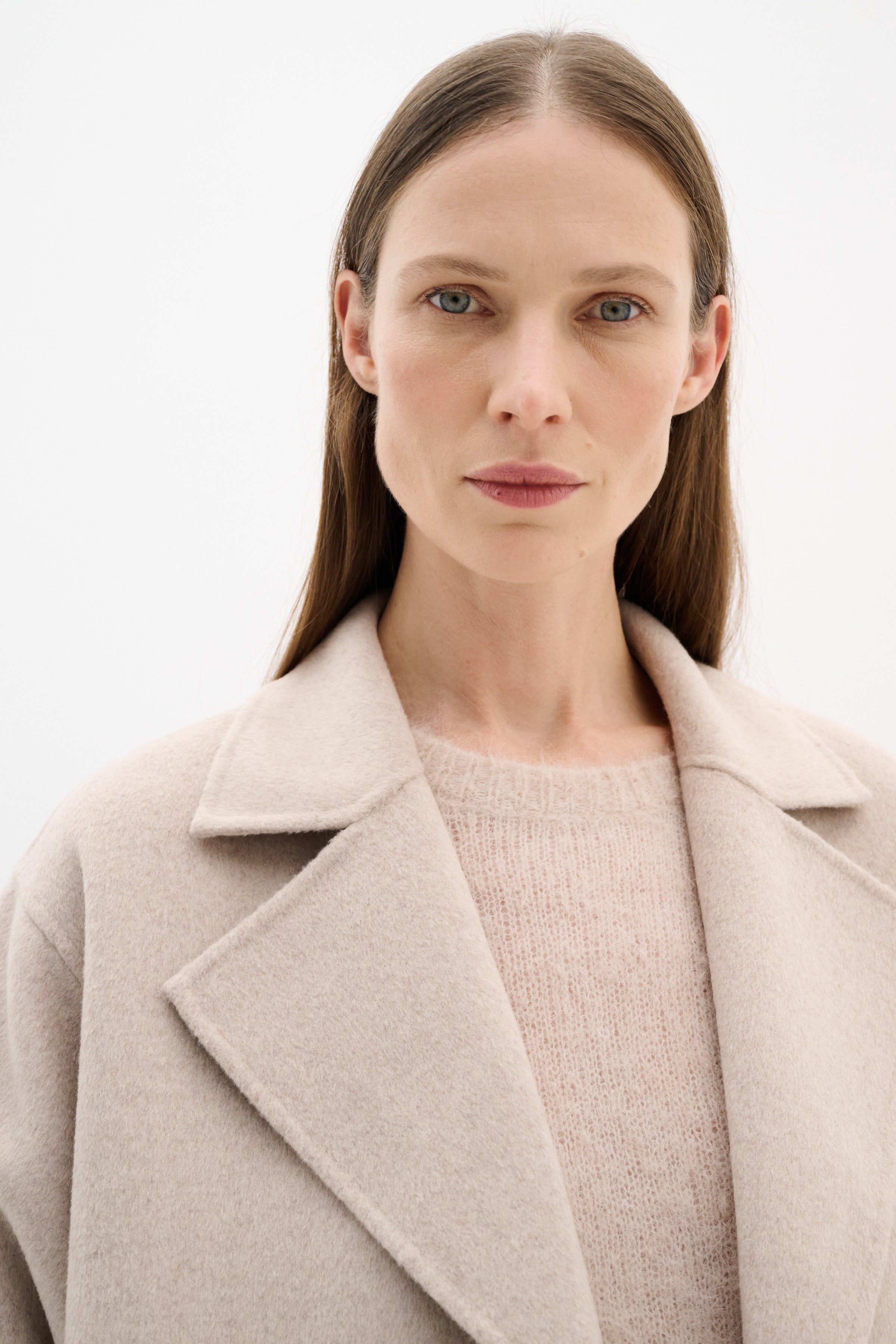 YillaIW Coat LOOKBOOK DETAIL 30110609-300002