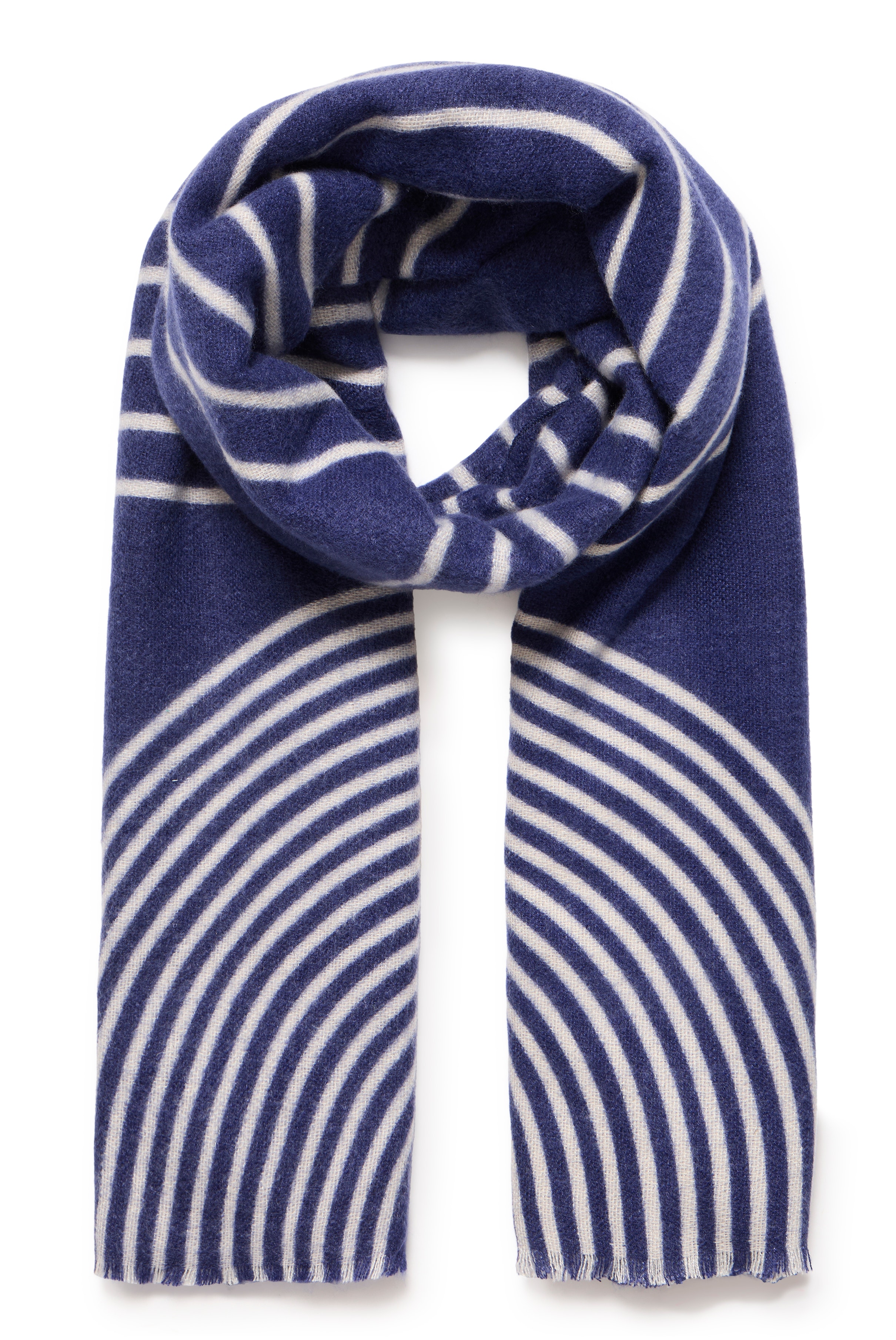 IALANA Scarf PACK FRONT 20124384-194008