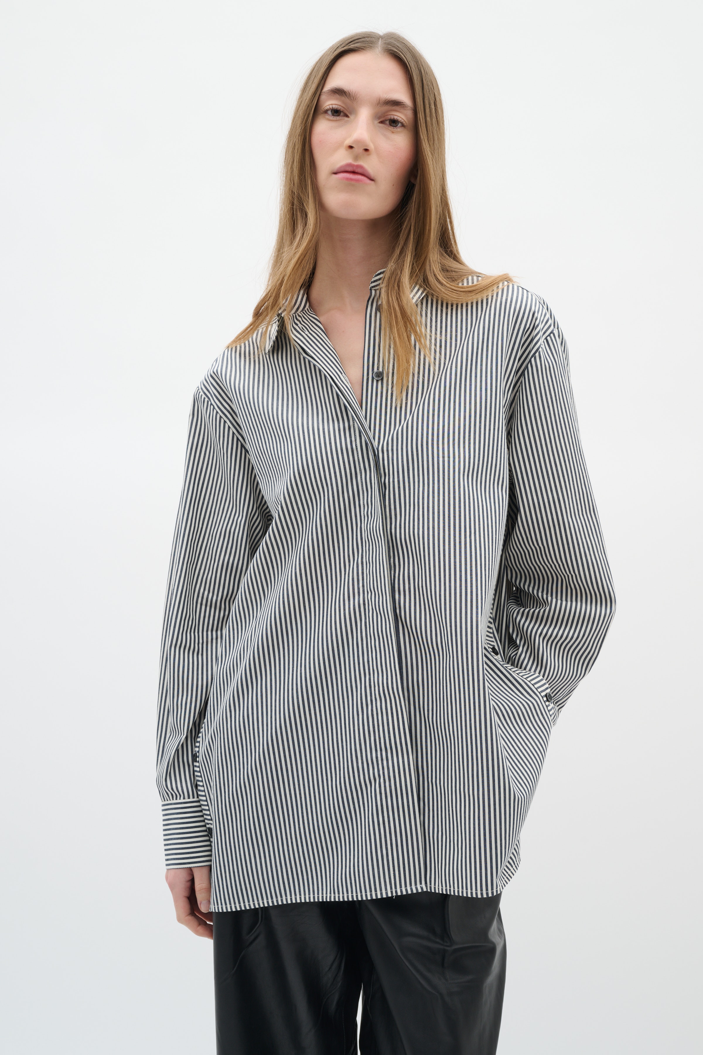NataljaIW Skjorte LOOKBOOK FRONT 30111016-300667