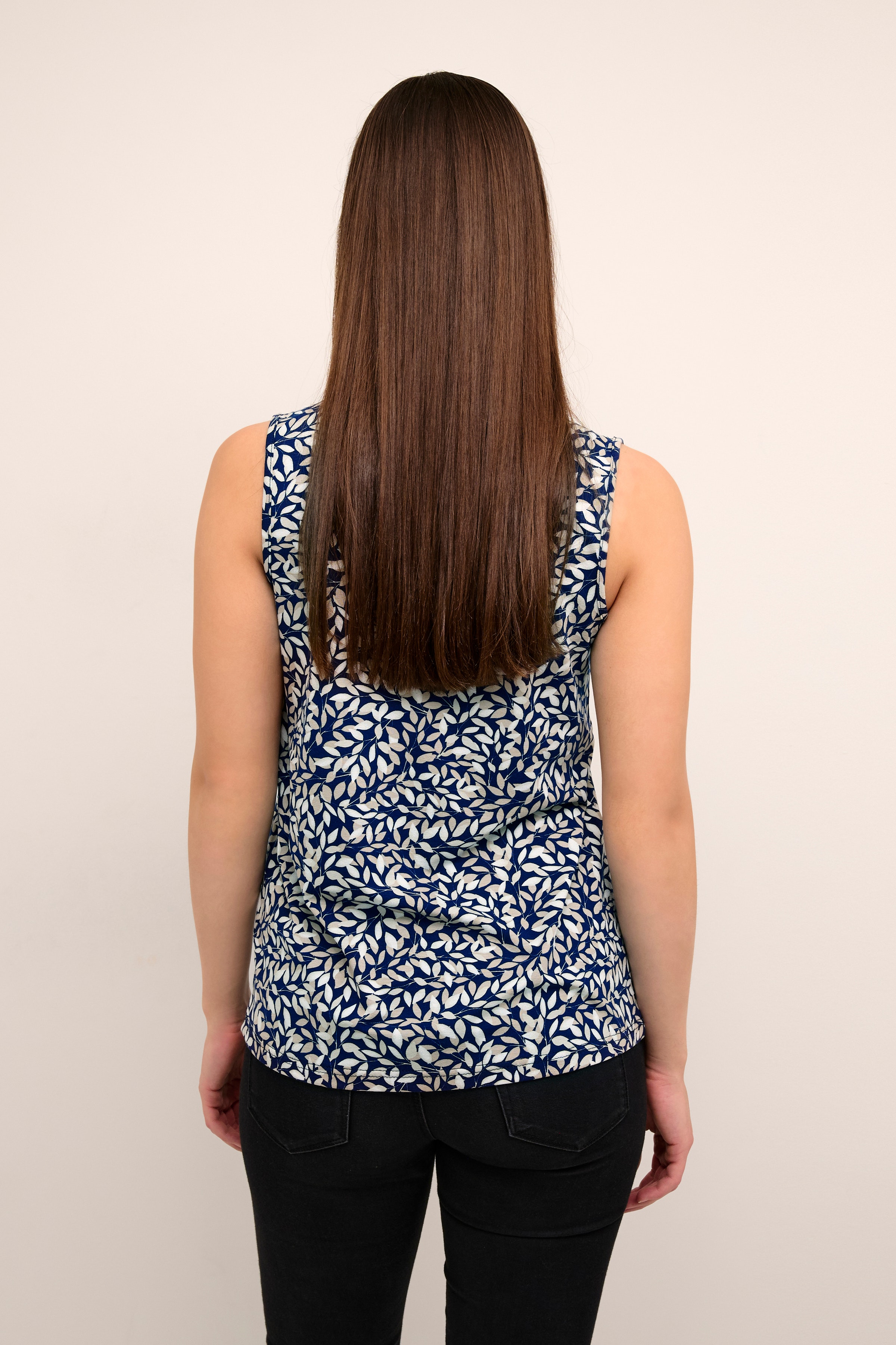 BPtina T-shirt LOOKBOOK BACK 10590496-104524B