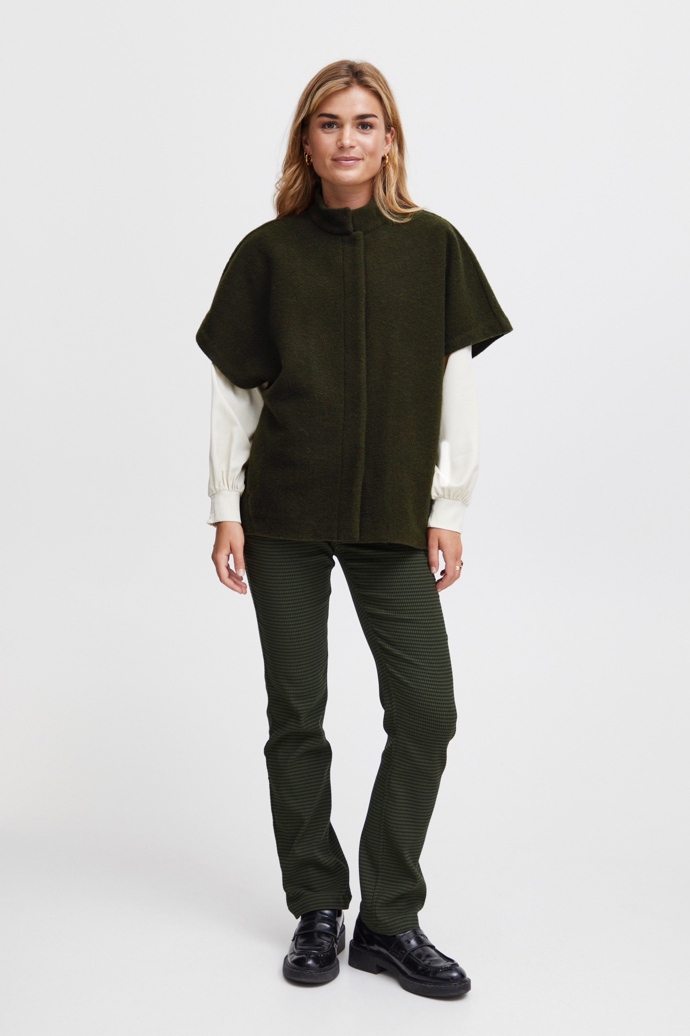 FREVA Waistcoat LOOKBOOK FRONT 20612747-1904191