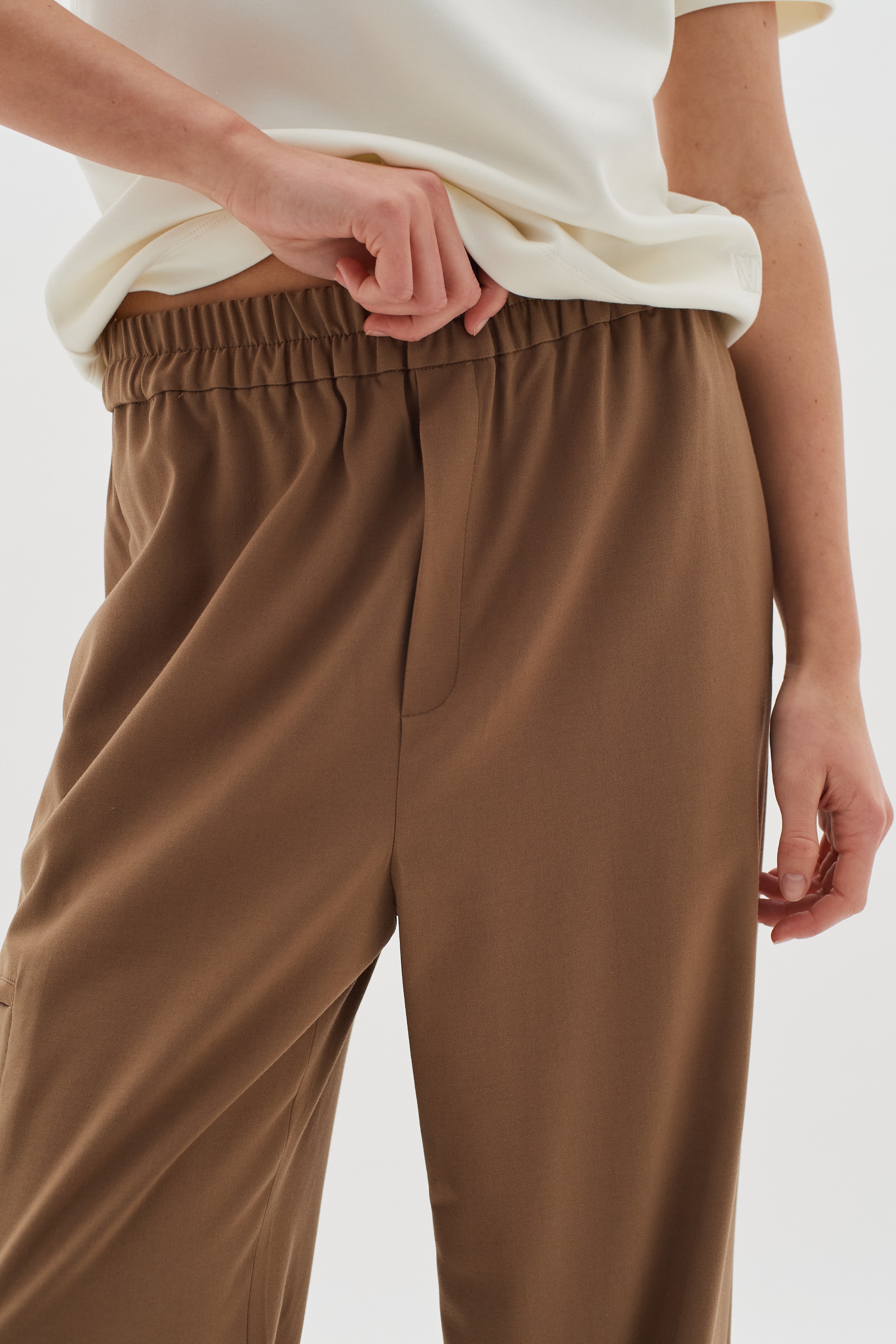 ZaiIW Cargo Trousers LOOKBOOK DETAIL 30109222-300872