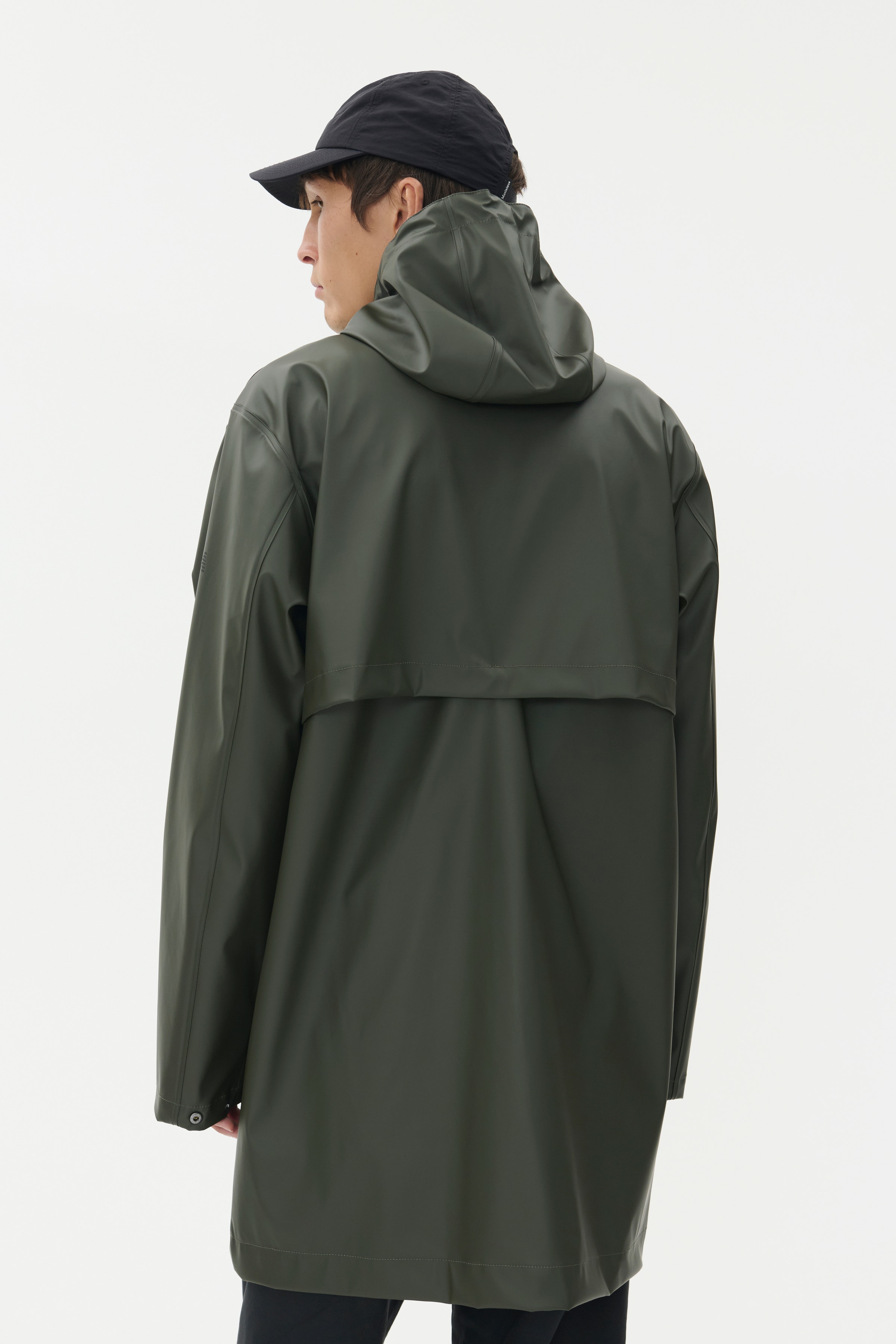 MARainy Mantel LOOKBOOK BACK 30208723-190509