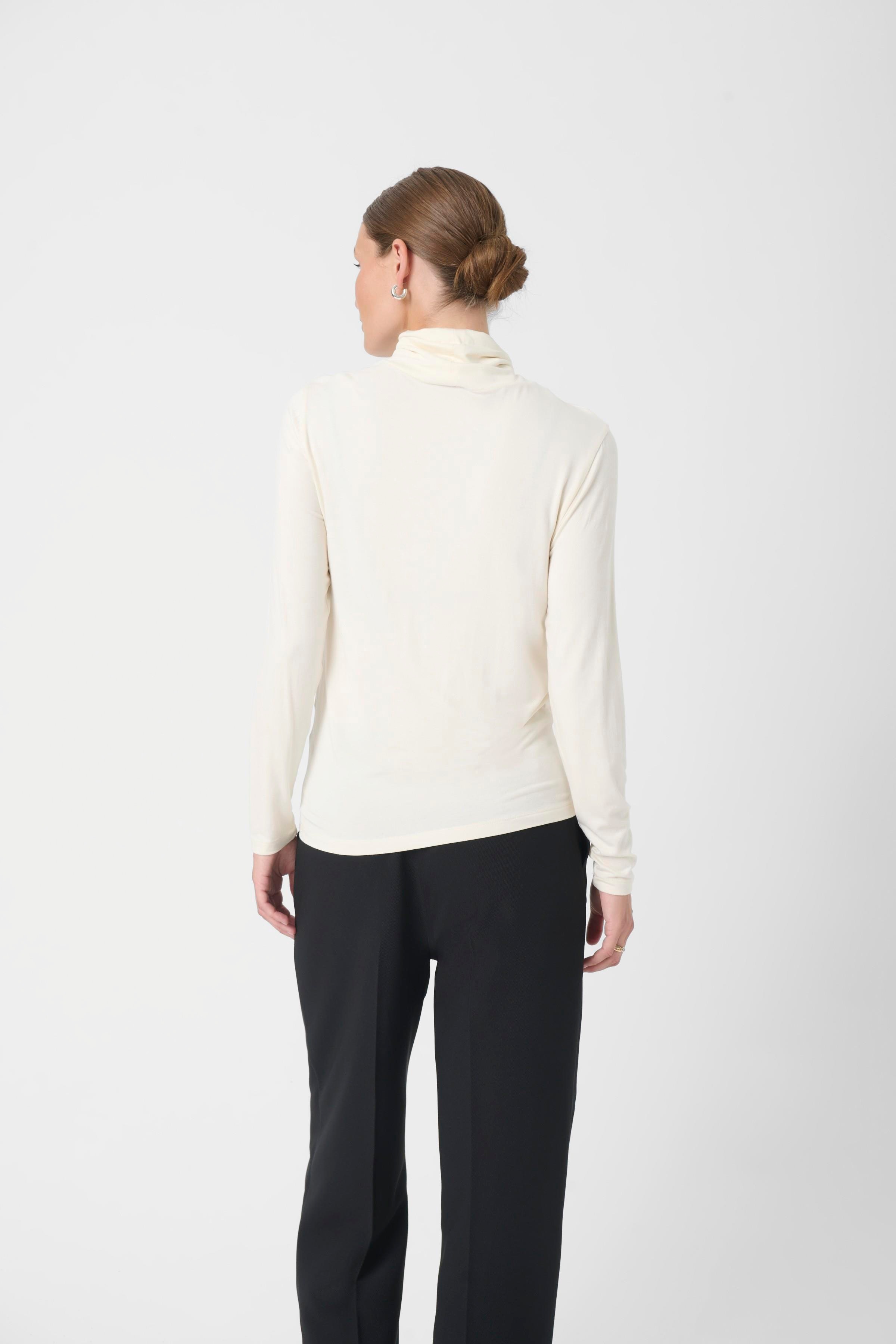 SLHanadi Rollneck LOOKBOOK BACK 30403340-110701