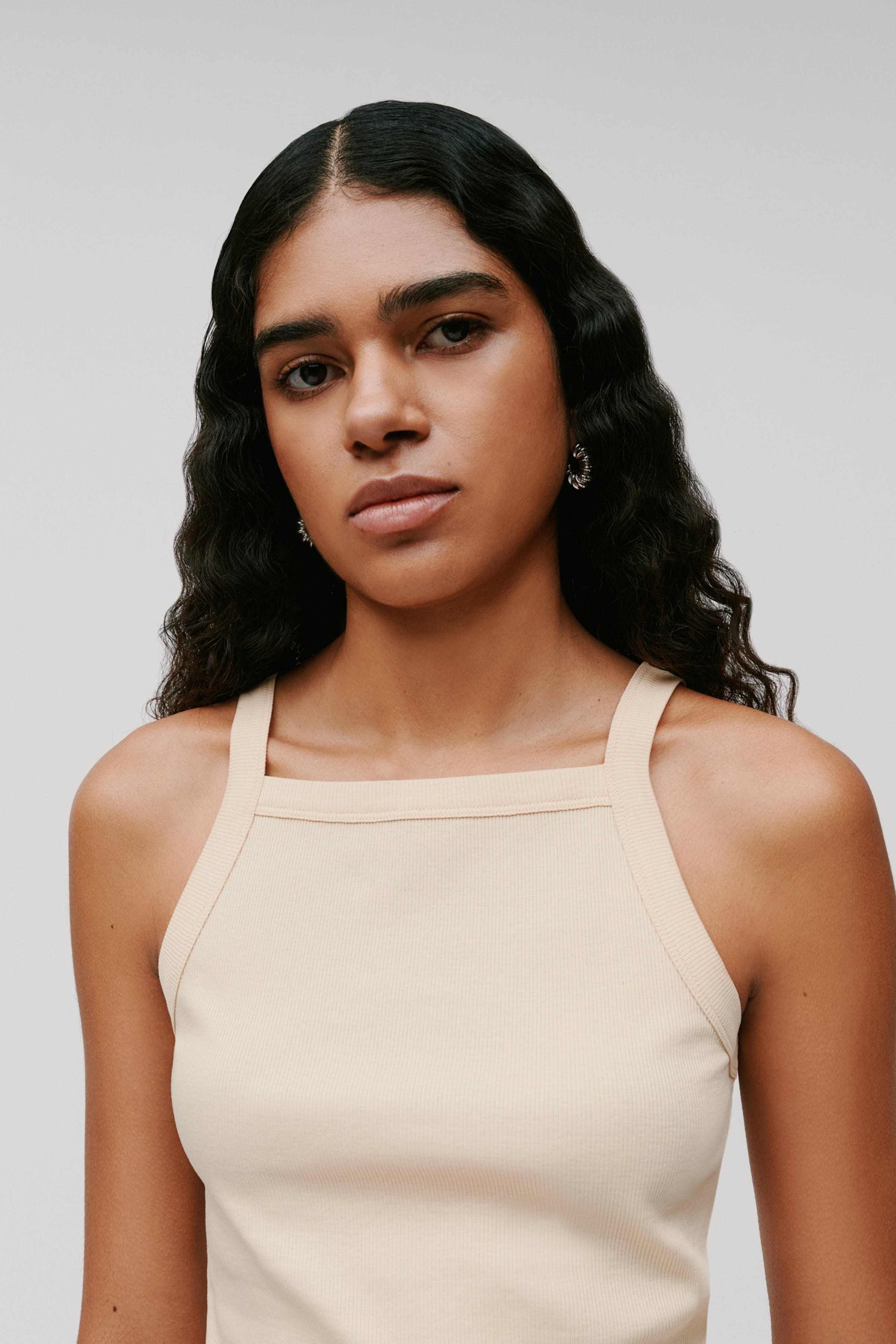 KLARA TOP LOOKBOOK FRONT 30600548-YE031