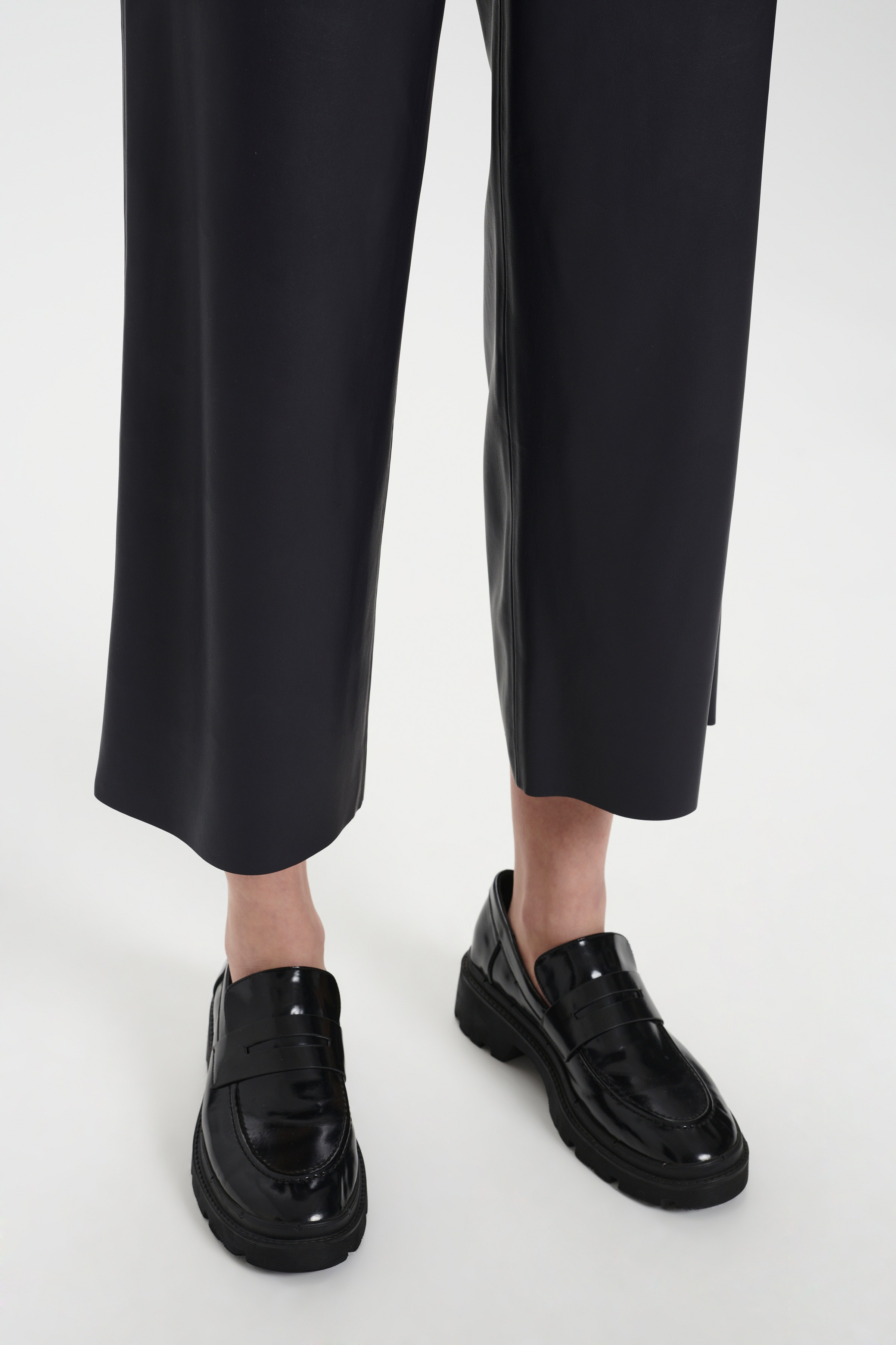 DowieSZ Trousers LOOKBOOK DETAIL 30510782-193713