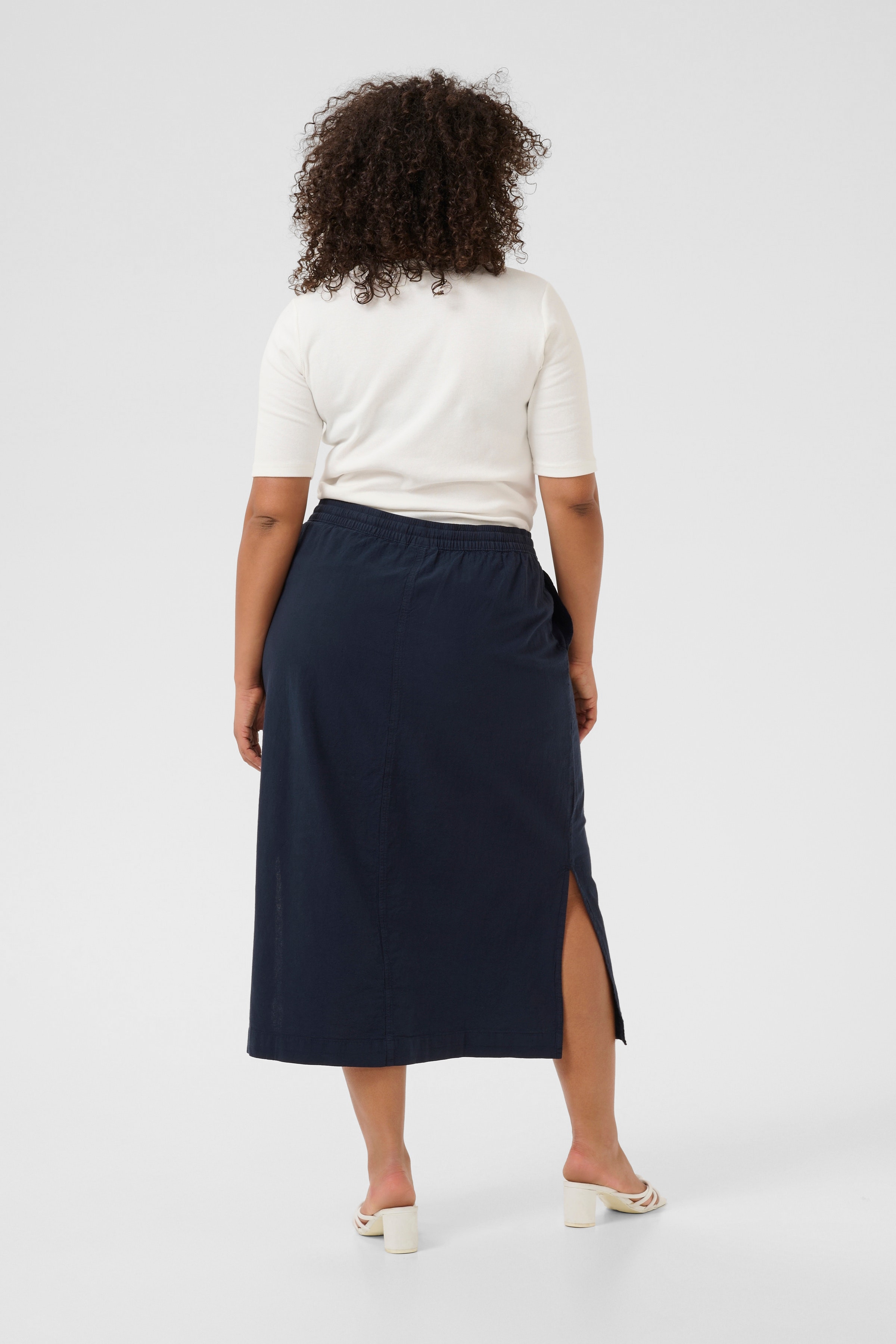 KCnana Skirt LOOKBOOK BACK 10582896-194020