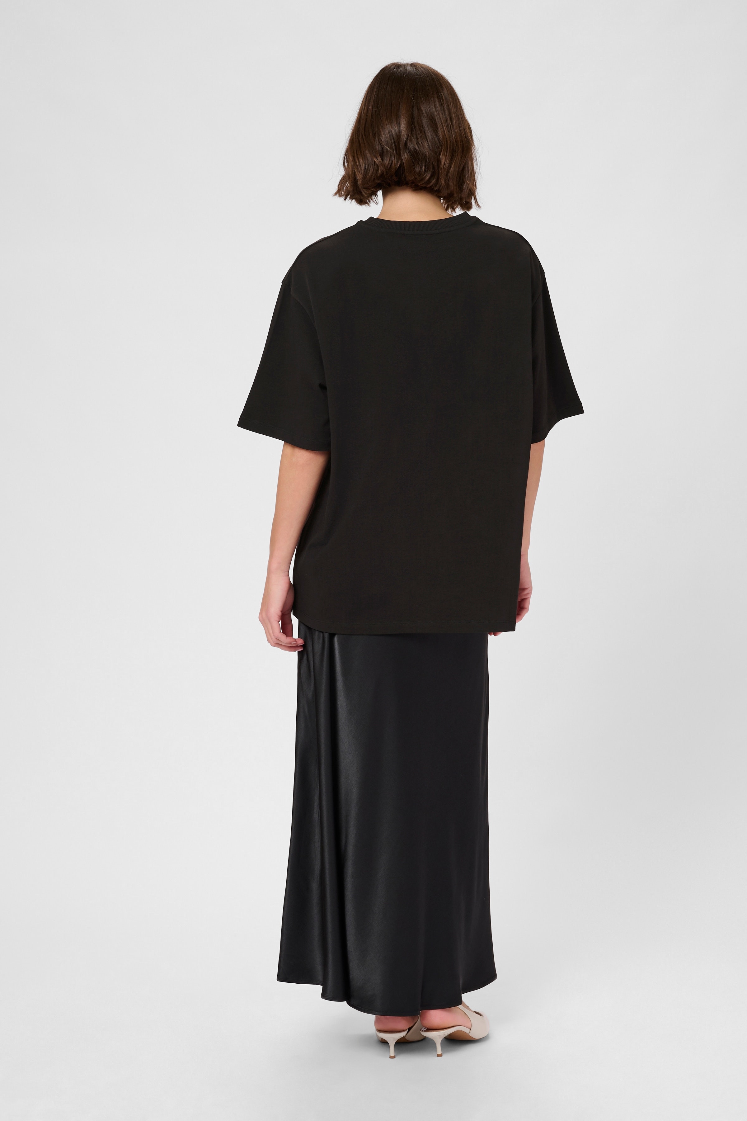 CUdavina T-shirt LOOKBOOK BACK 50112304-500012