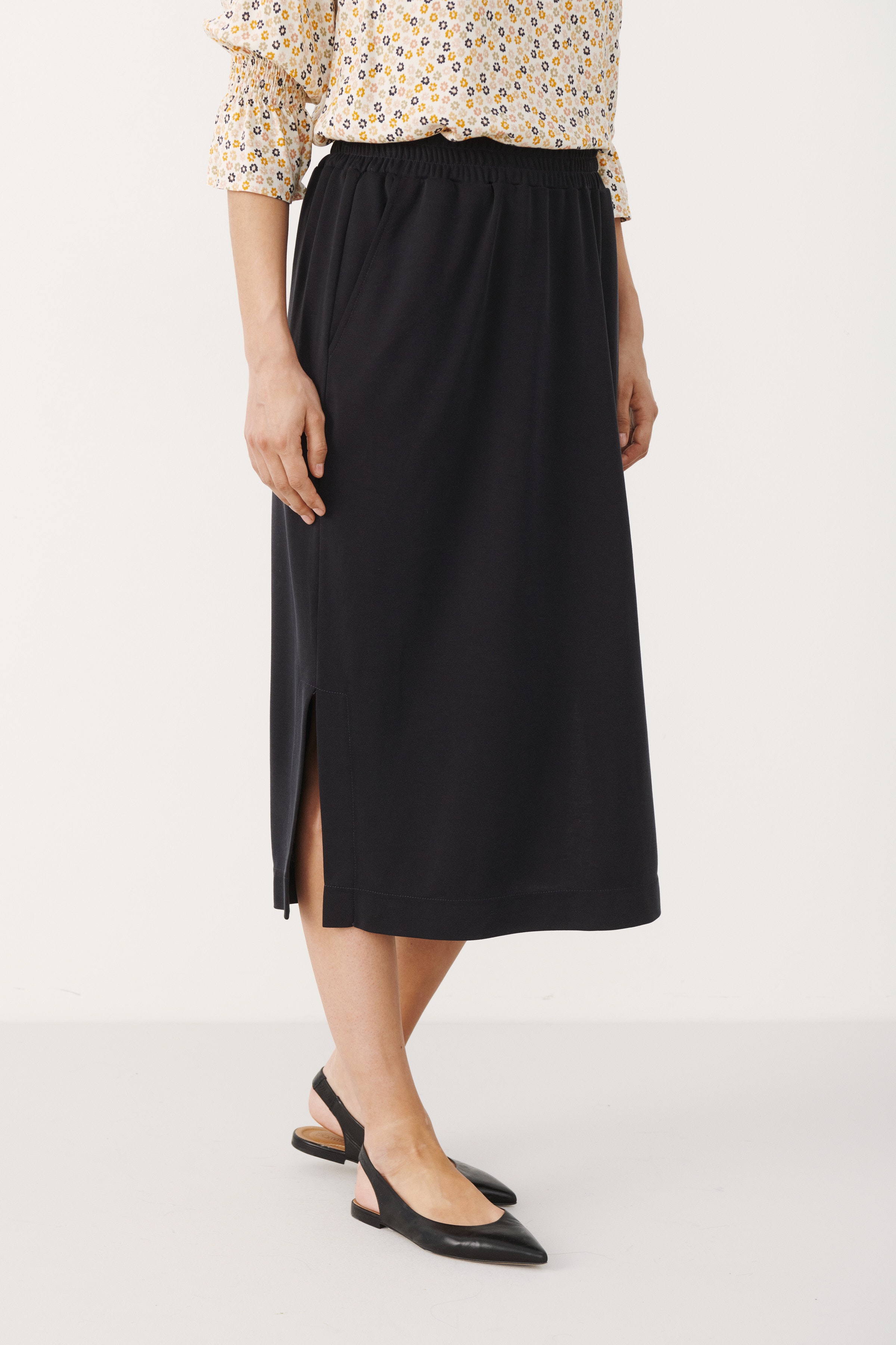 JaslynPW Skirt LOOKBOOK FRONT 30306164-194008