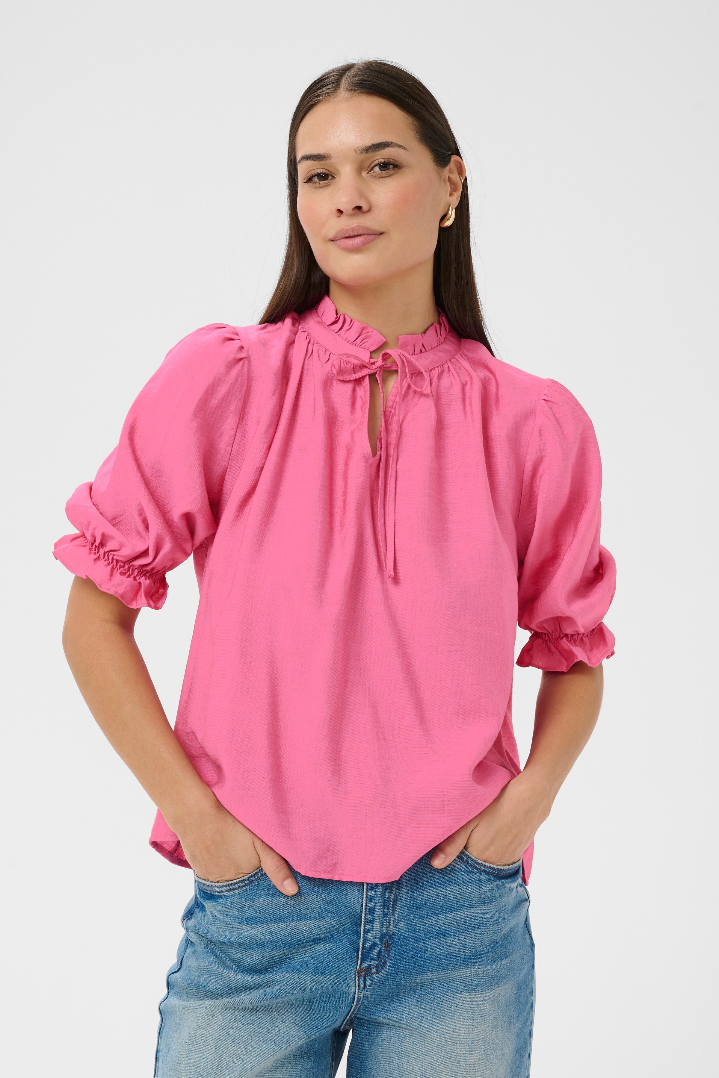 KAlufia Blouse LOOKBOOK FRONT 10511214-162118