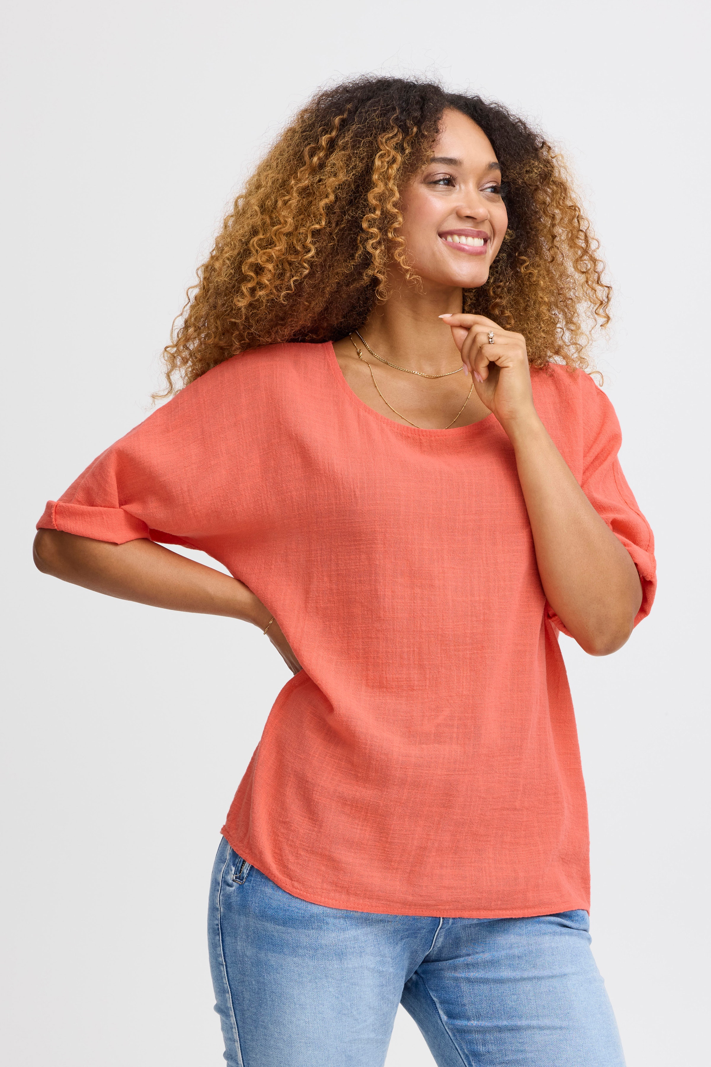 SBALEXA Bluse LOOKBOOK FRONT 22100480-171643