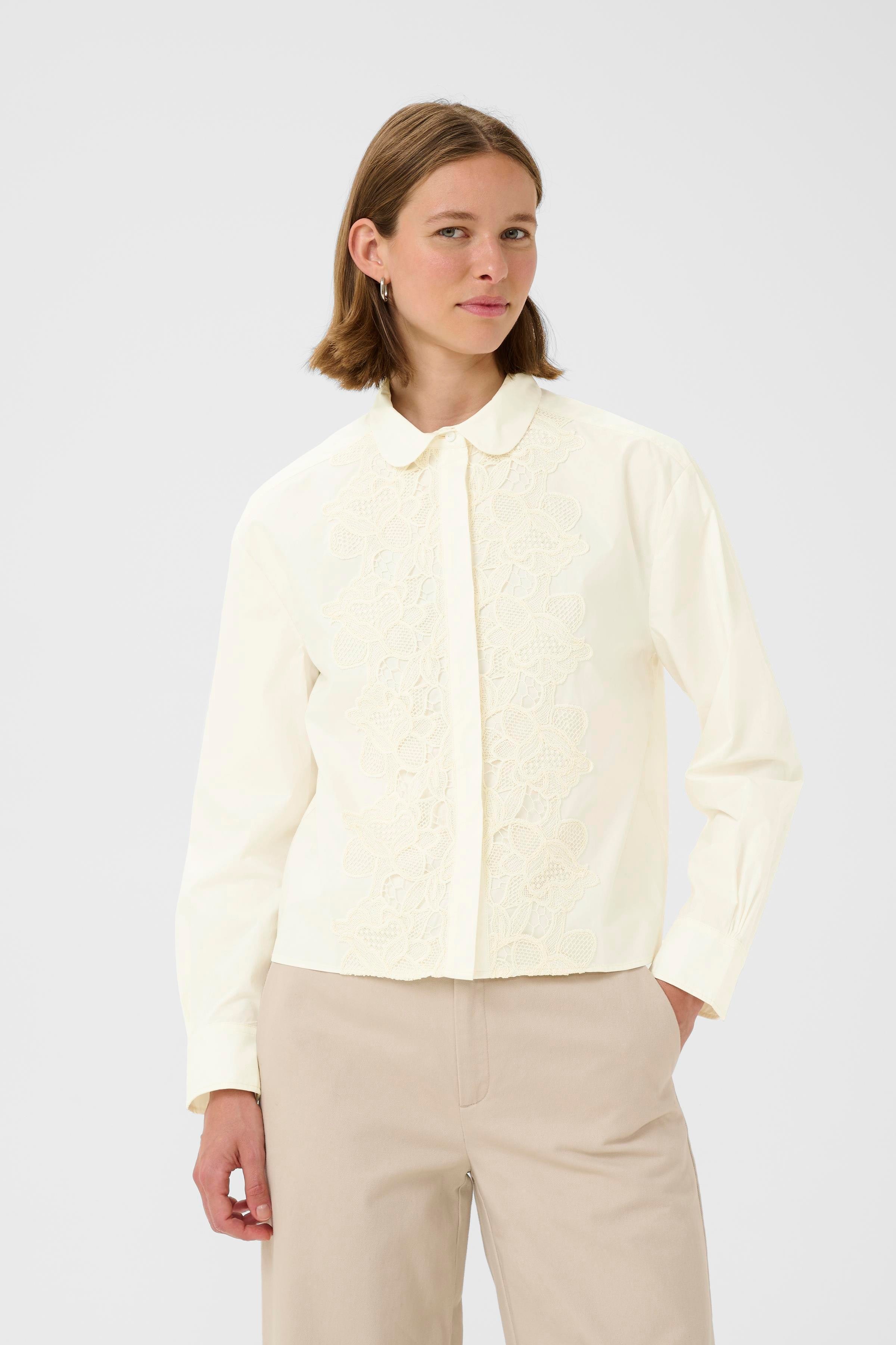 AimeeIW Cropped Skjorte LOOKBOOK FRONT 30110877-110701