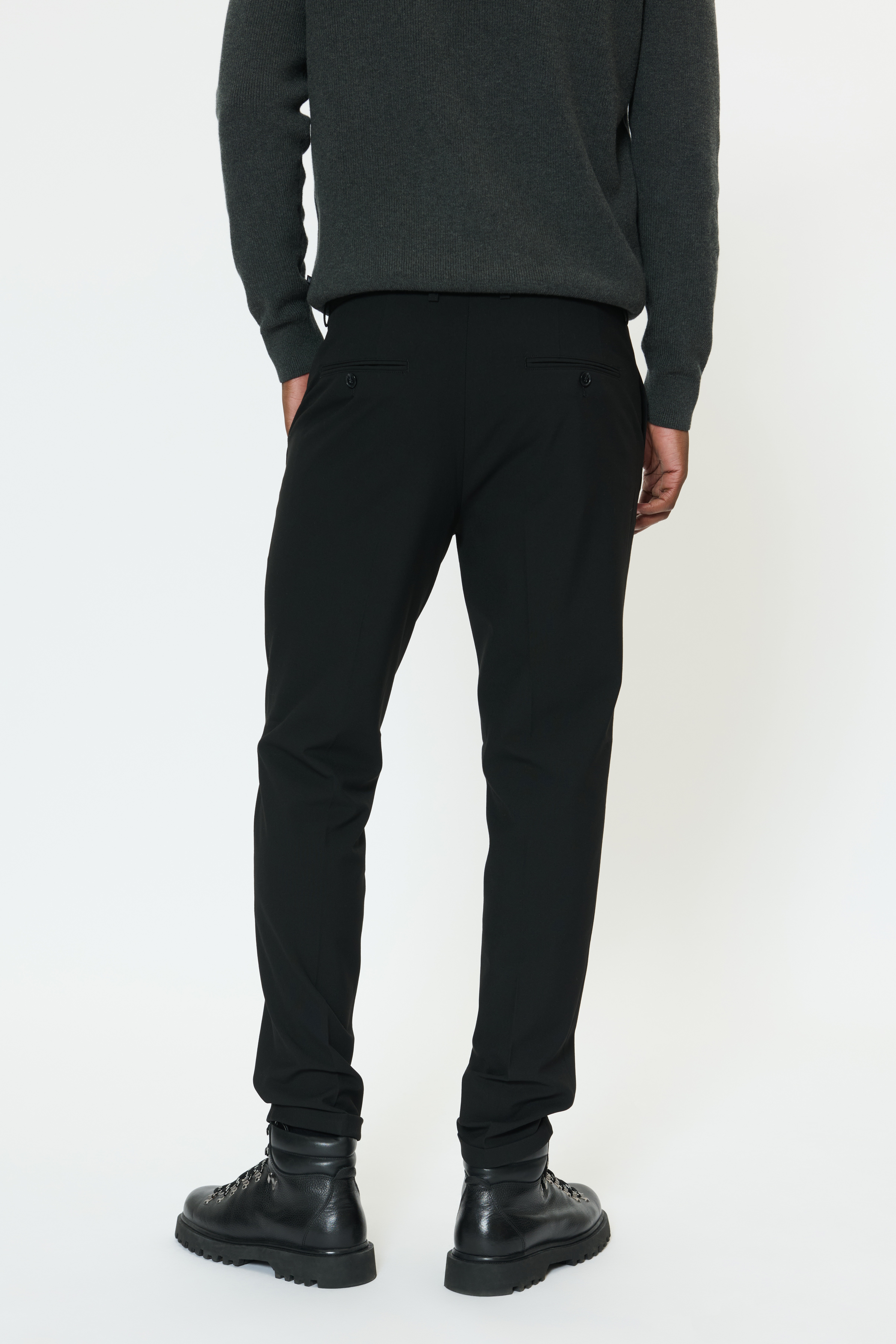 MAliam Hose LOOKBOOK BACK 30205157-300275