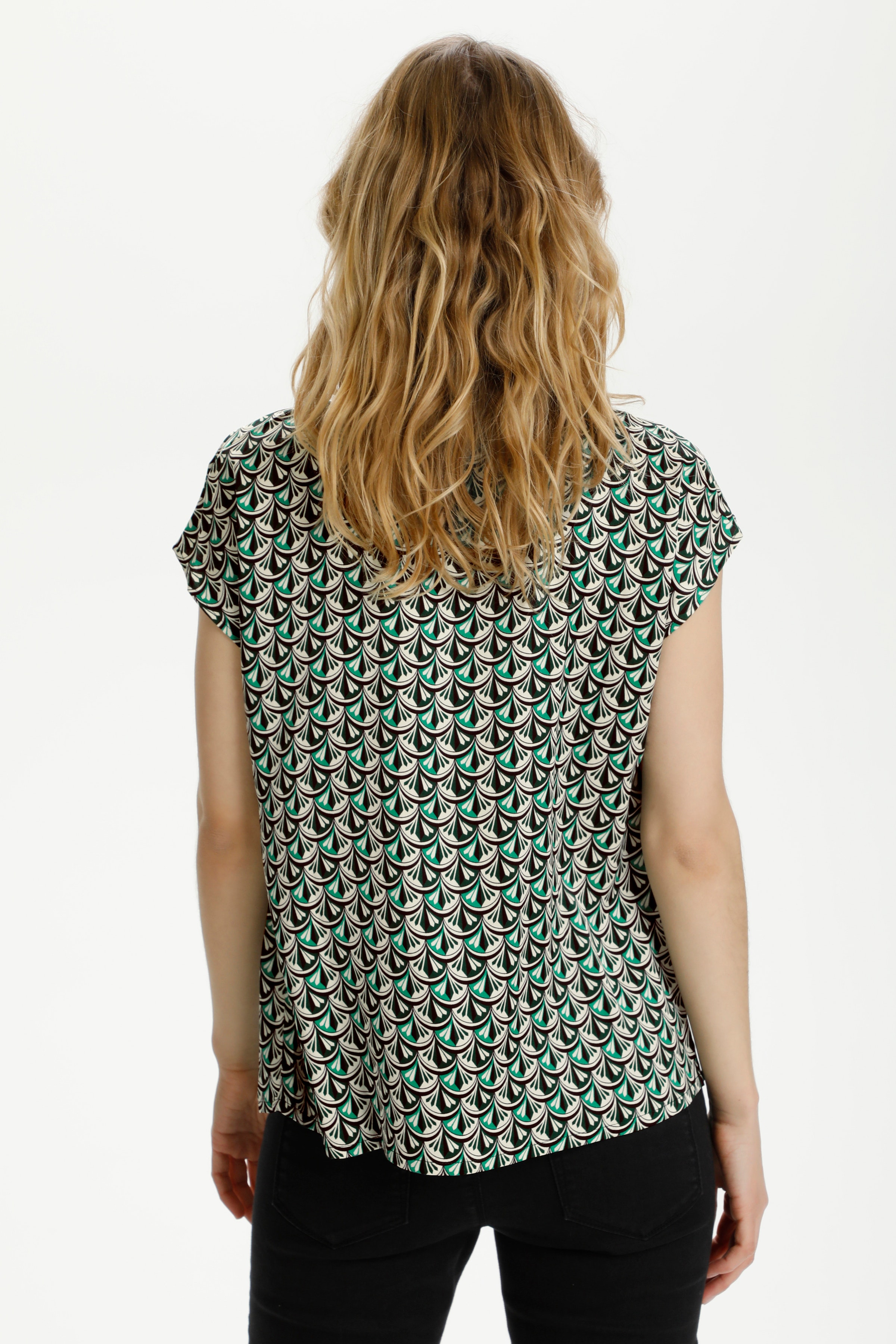 KAann Blouse LOOKBOOK BACK 10504586-50966