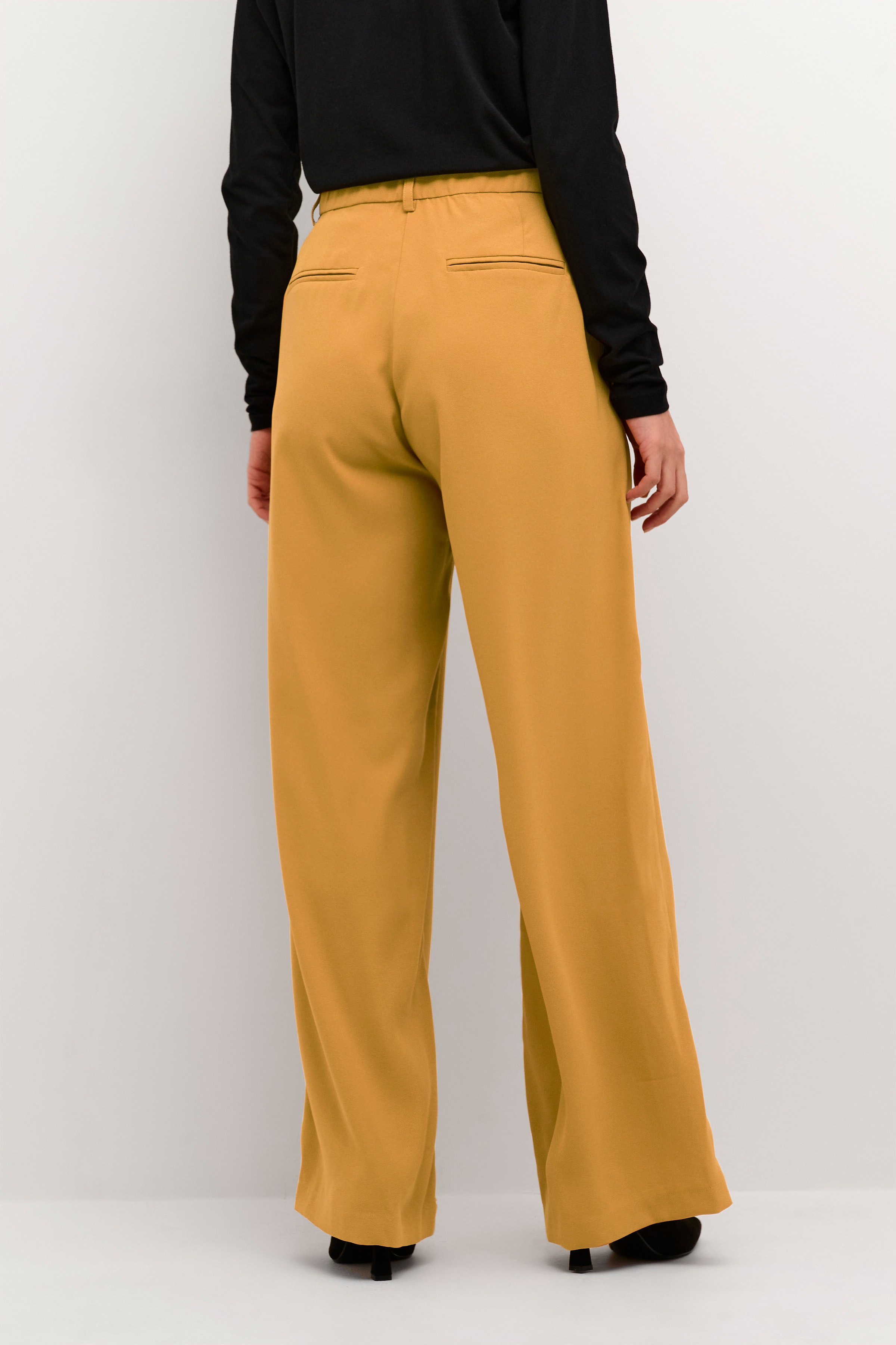 CRCocamia Trousers LOOKBOOK DETAIL 10611708-160950