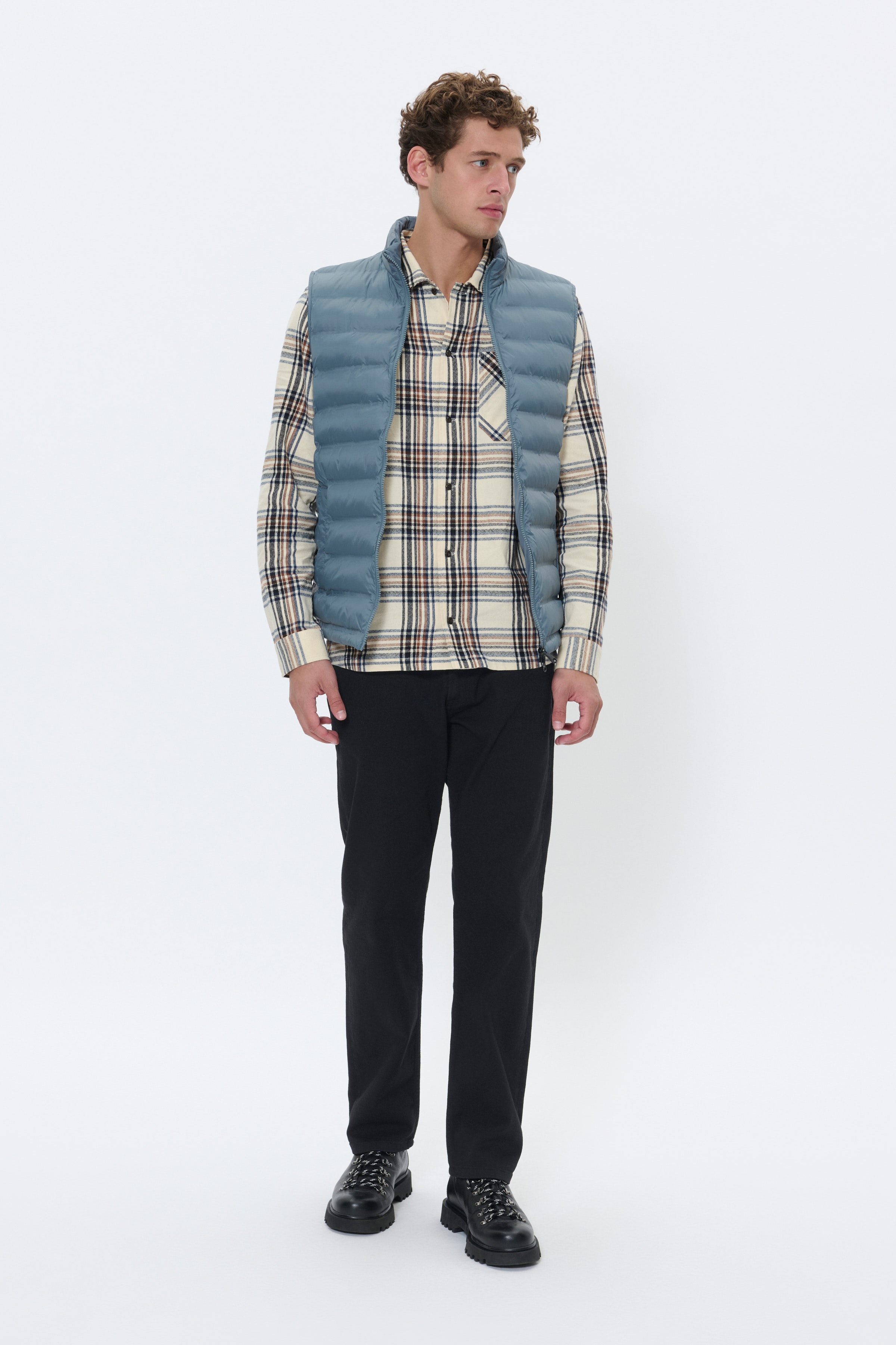 MAsalvatore gesteppte Weste LOOKBOOK FRONT 30208154-184214