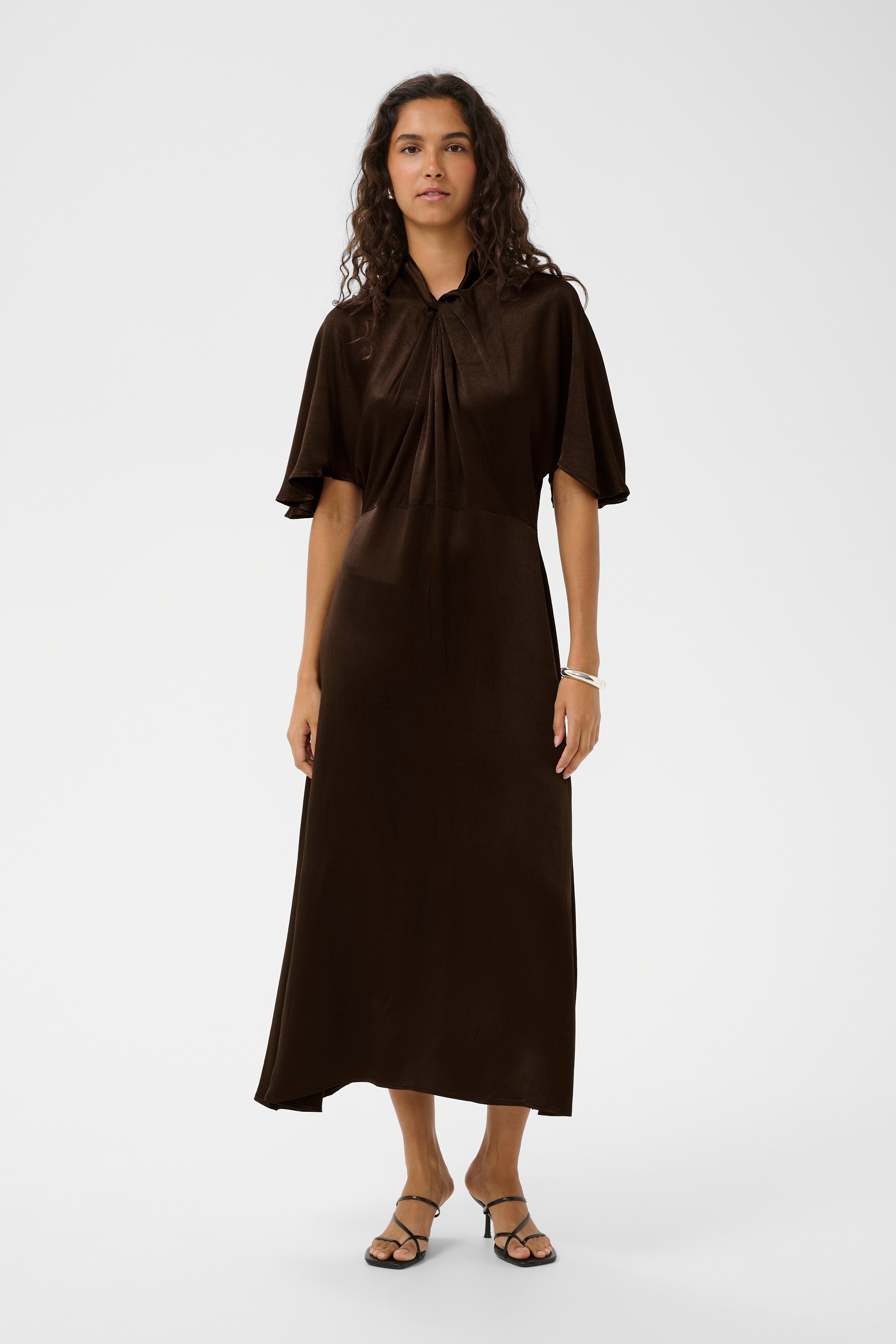 SLRiyan Kjole LOOKBOOK FRONT 30408636-191106