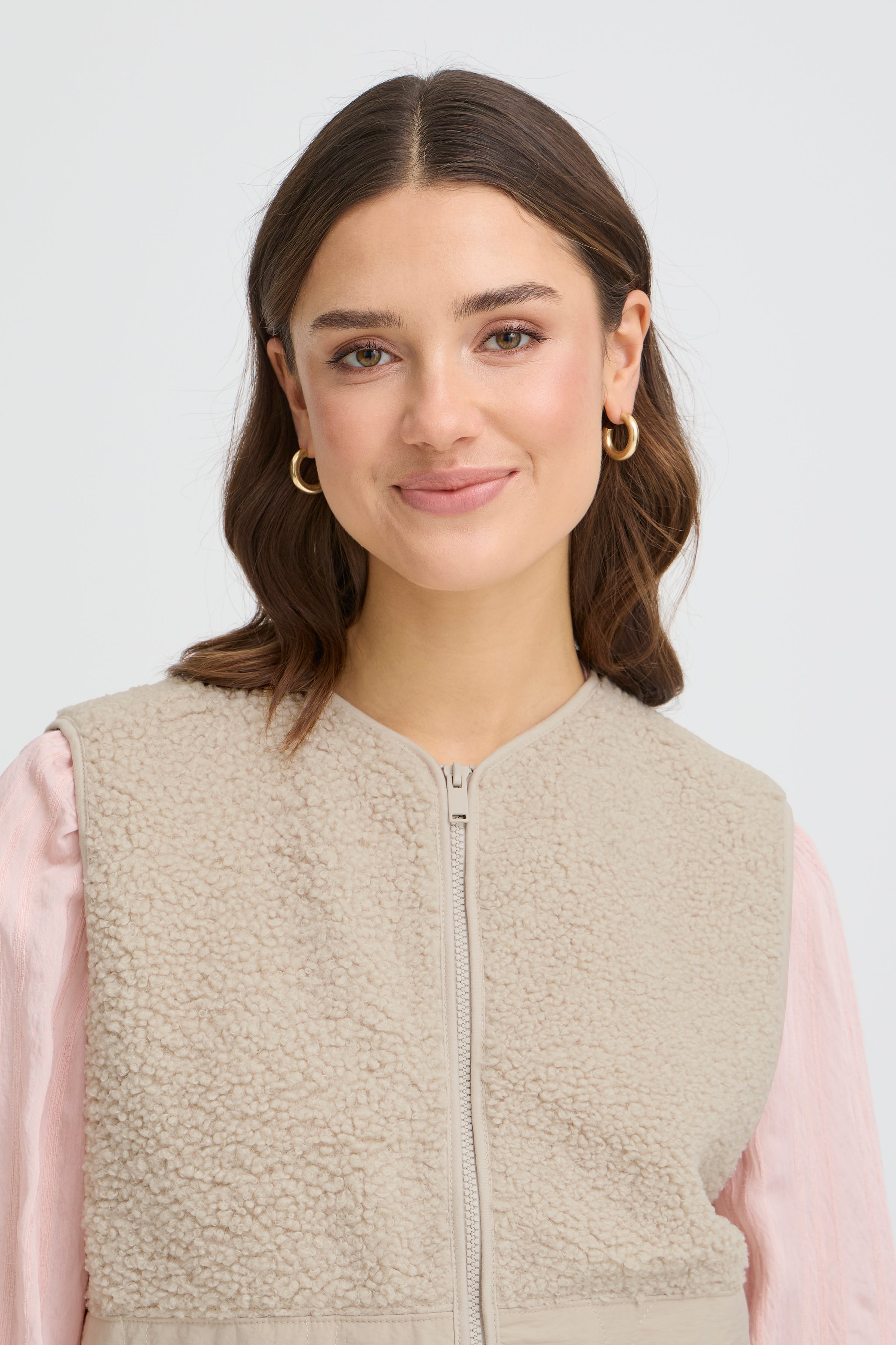 FRMIKALA Vest yttertøj LOOKBOOK DETAIL 20617373-140002