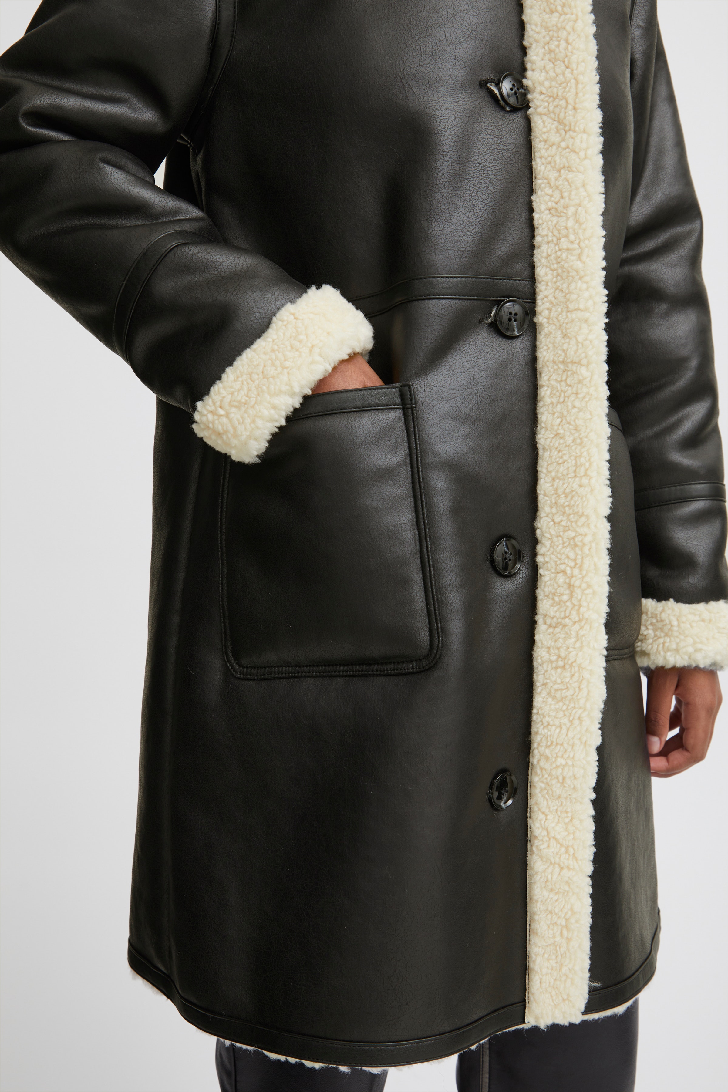 BYASANNE Mantel LOOKBOOK DETAIL 20815127-200453
