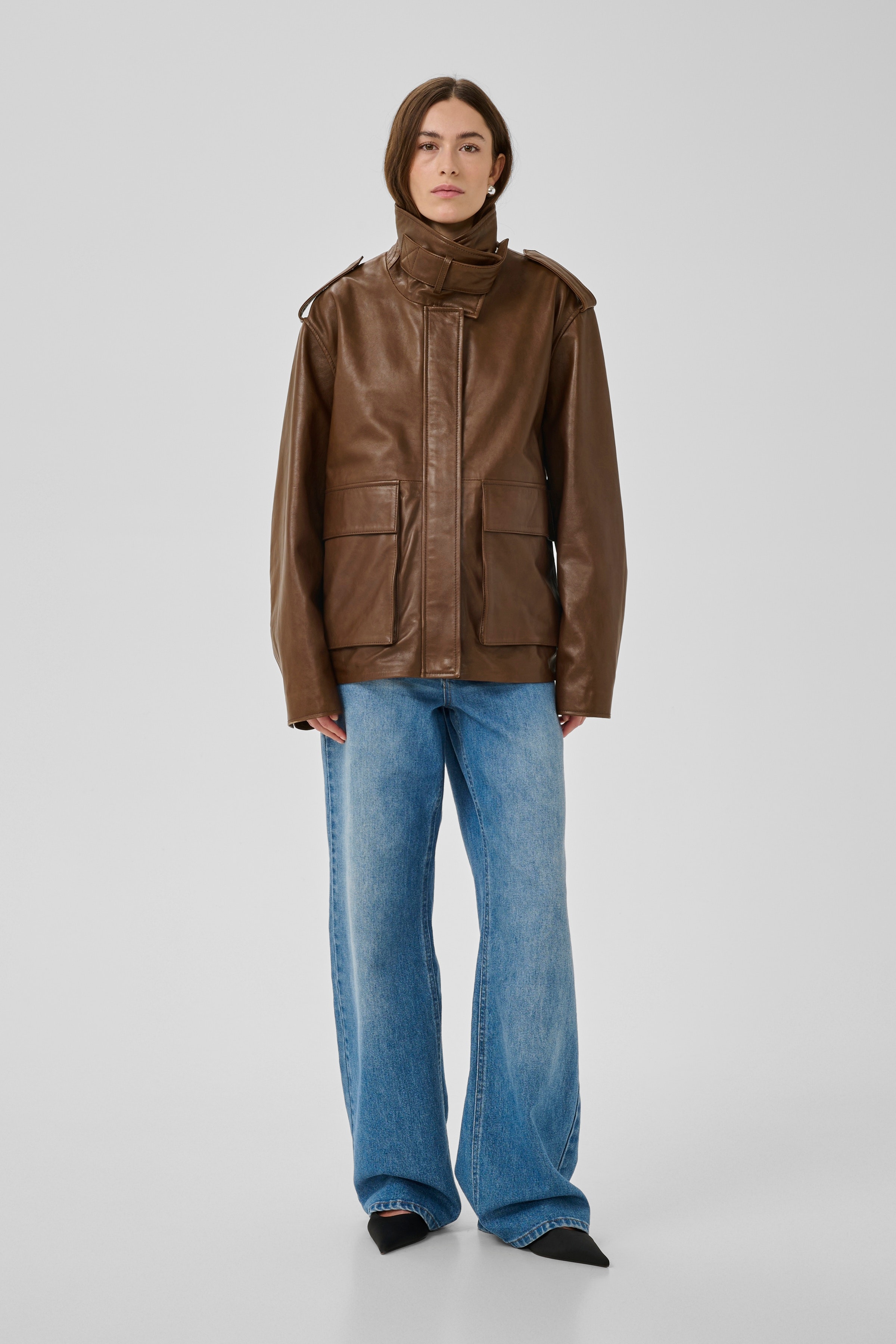 MWDina Casual Jacke LOOKBOOK FRONT 10705530-109345