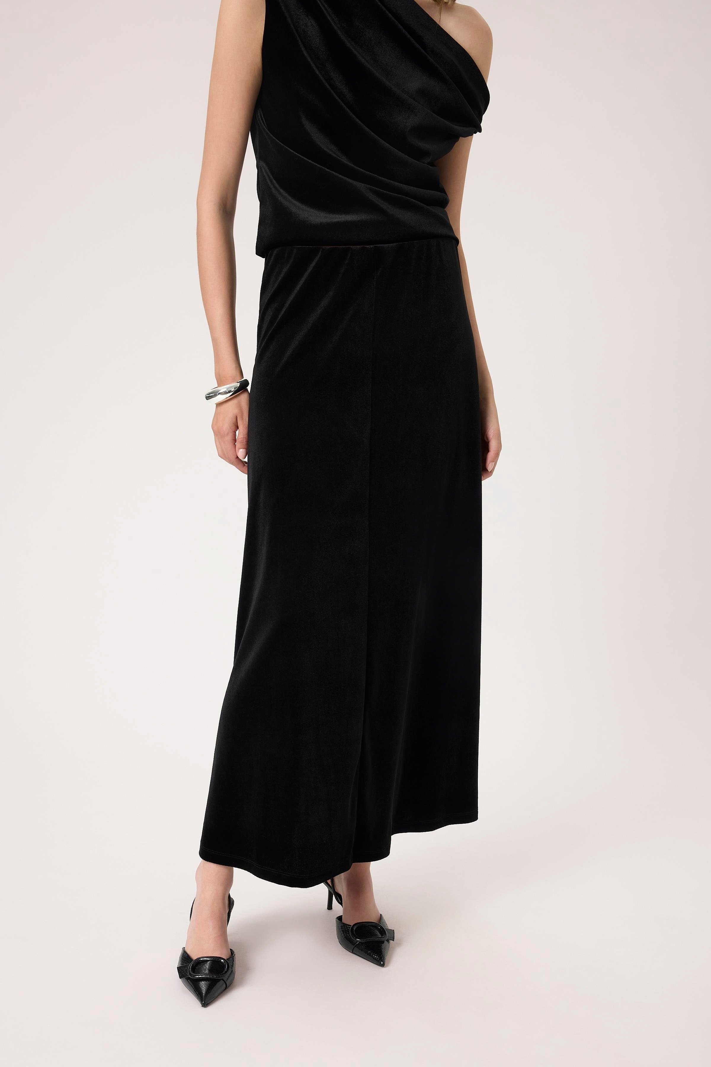 SLVelera Skirt LOOKBOOK FRONT 30408841-194008