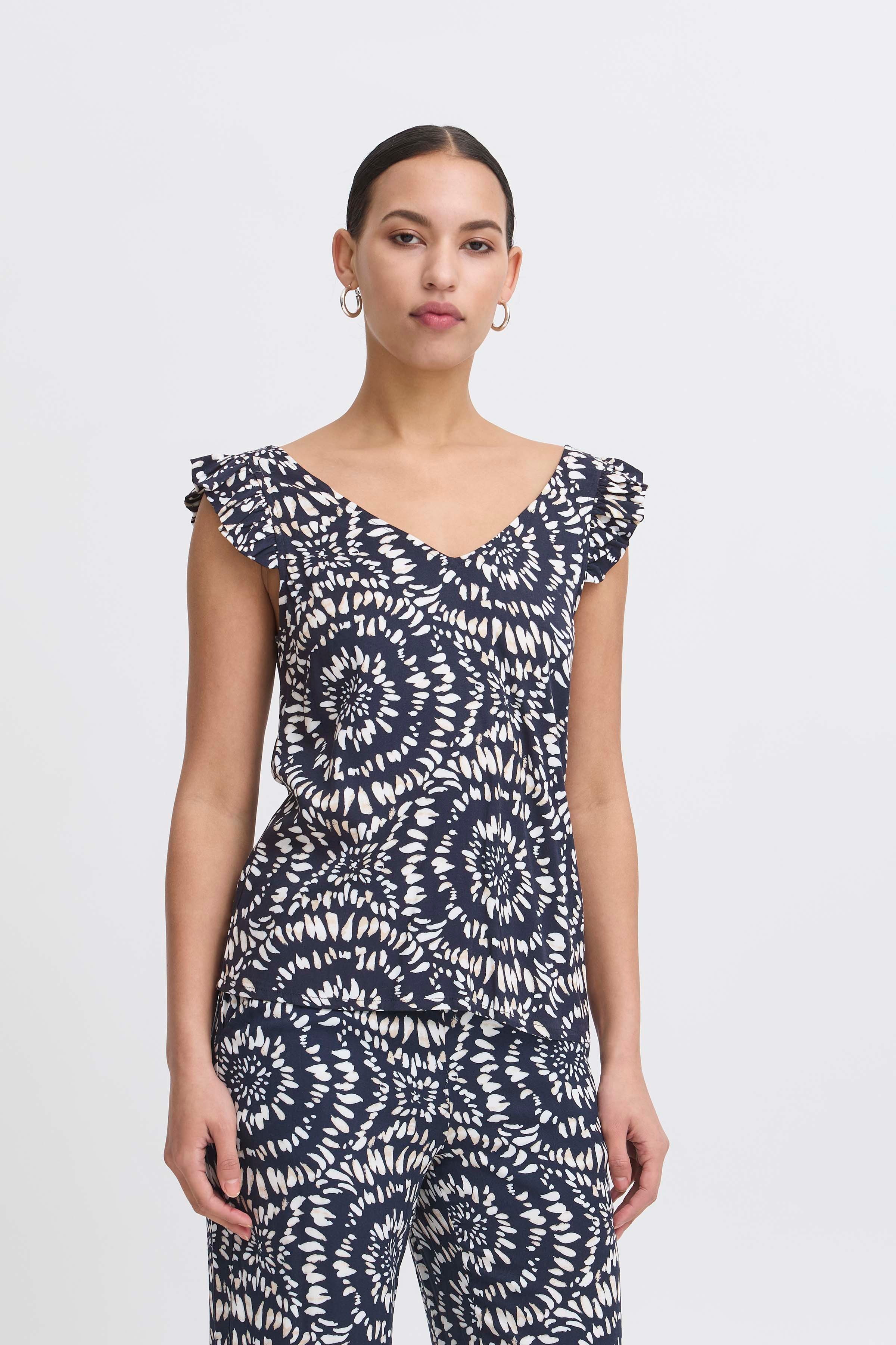 IHAYA Top LOOKBOOK FRONT 20123322-204613