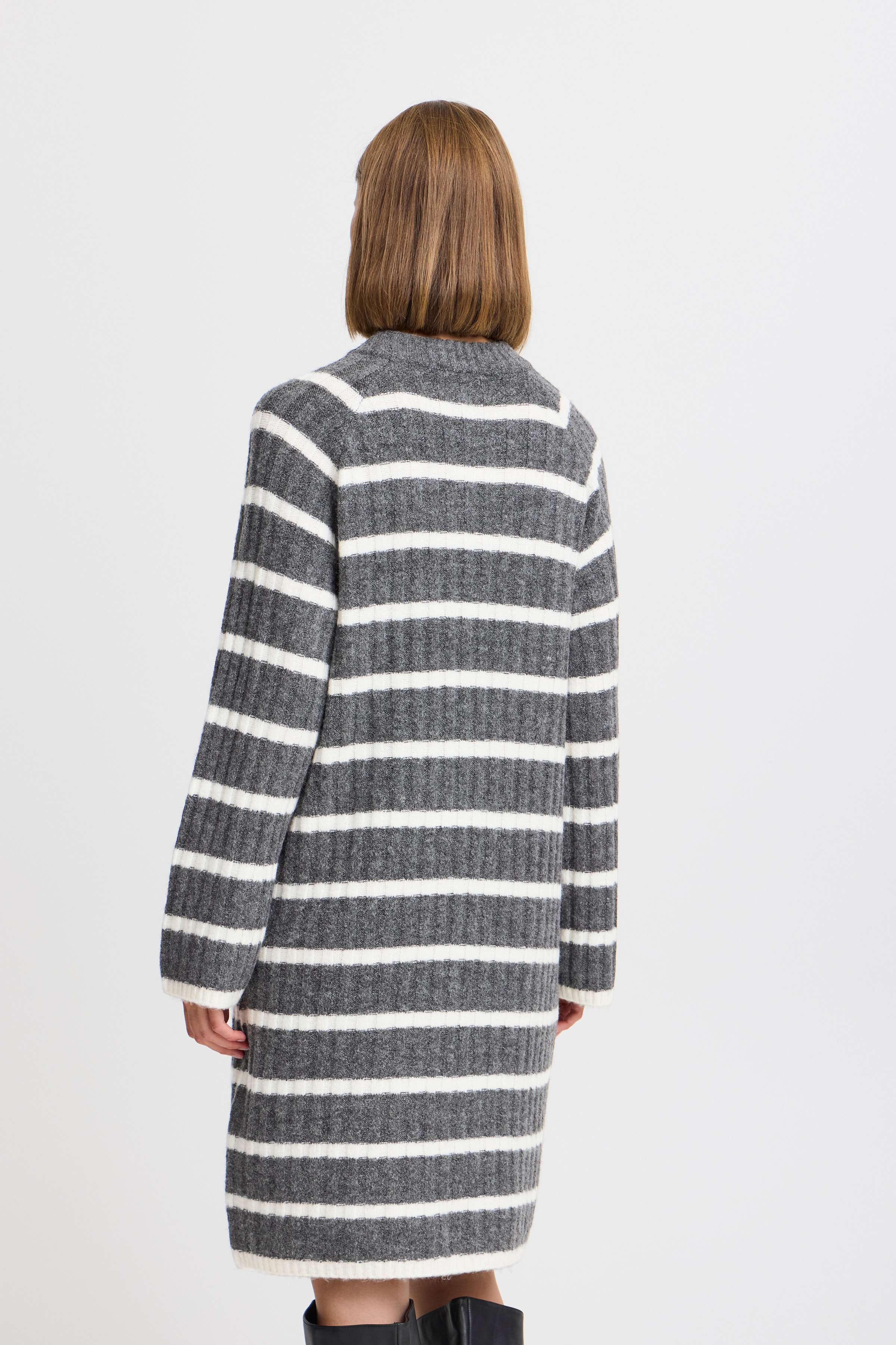 BYMARIANNE Kjole LOOKBOOK BACK 20815677-200538