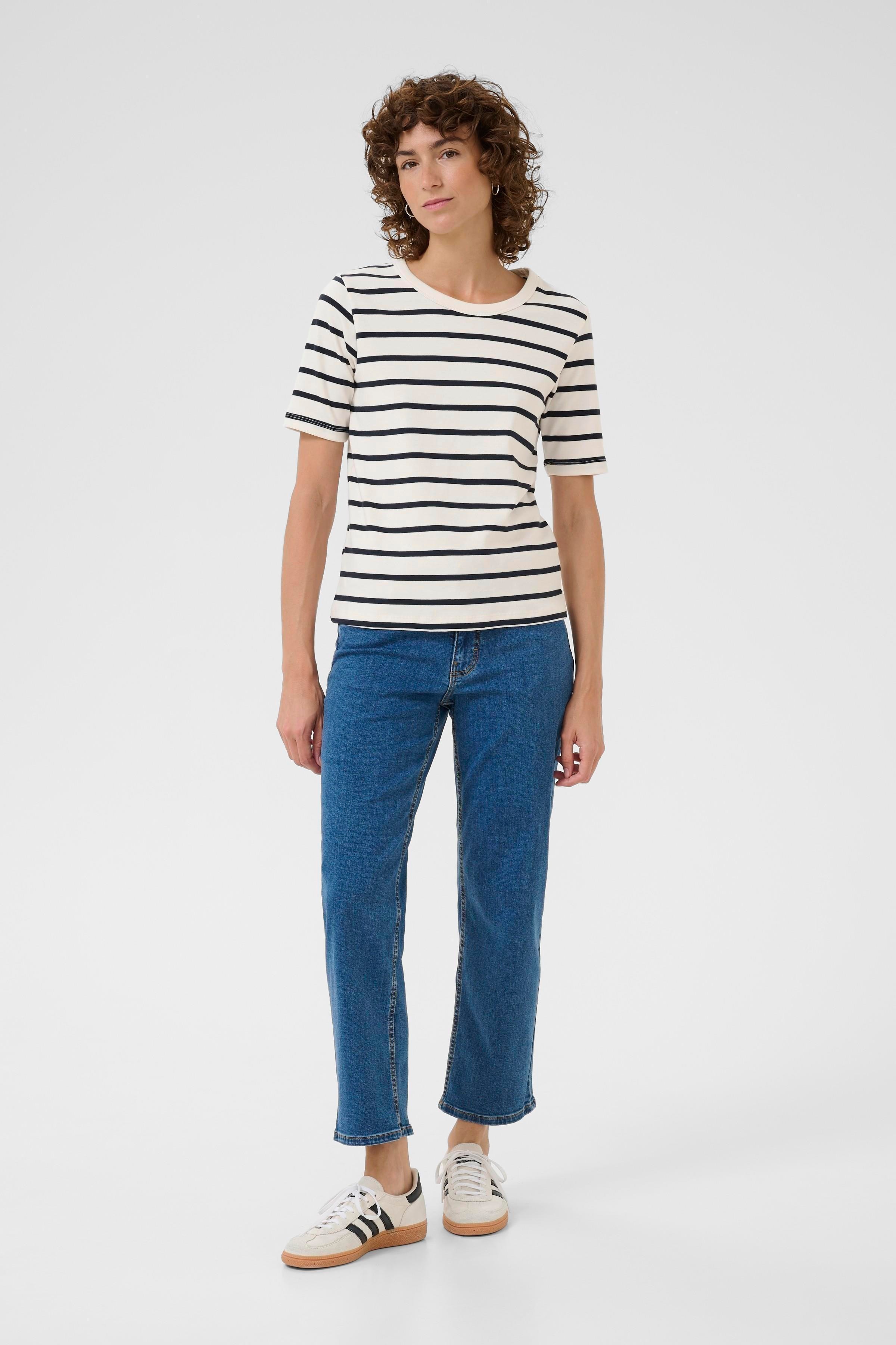 RatanaPW T-shirt LOOKBOOK FRONT 30309870-303998