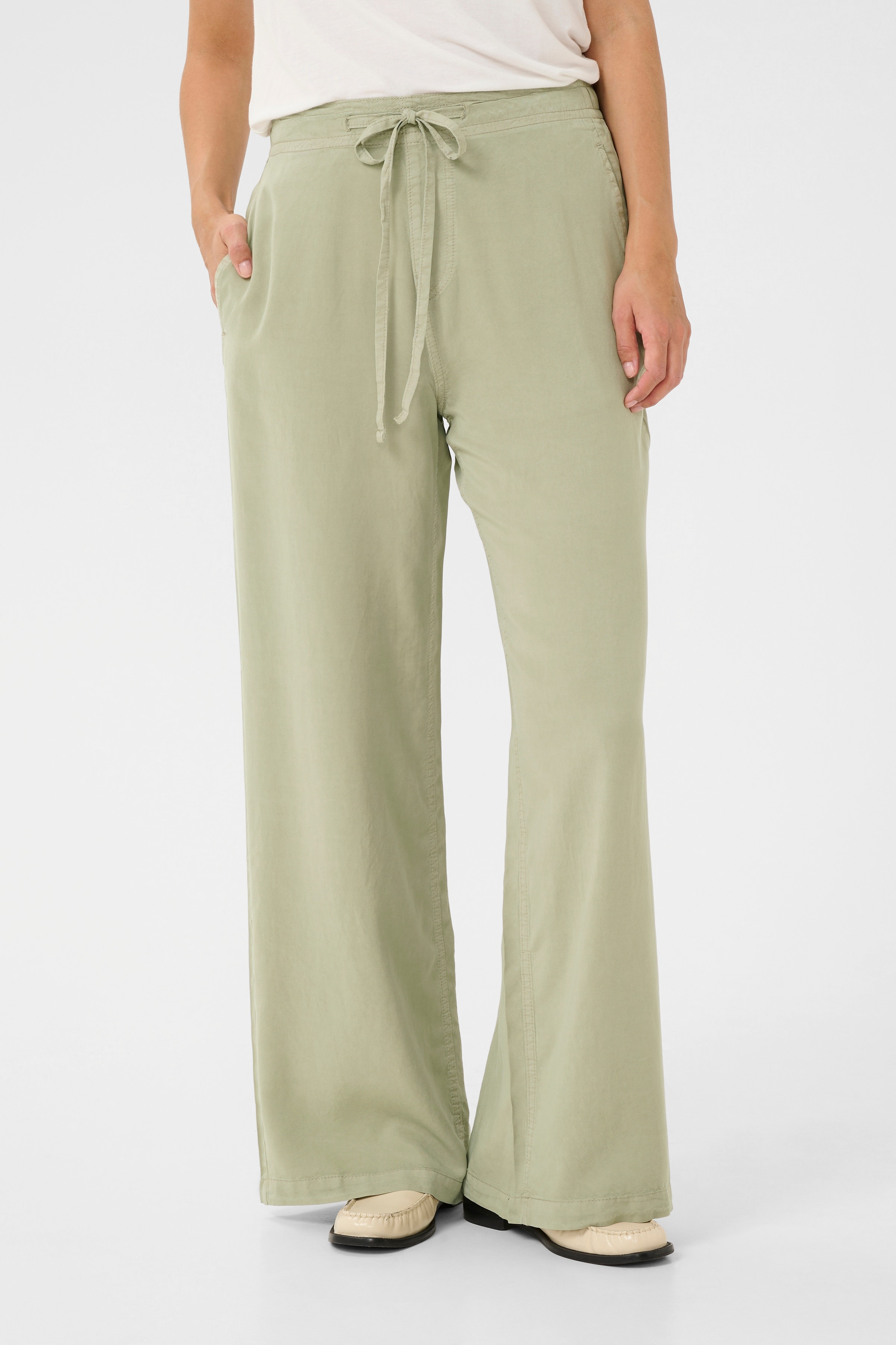 CUclarina Trousers LOOKBOOK FRONT 50111808-166008