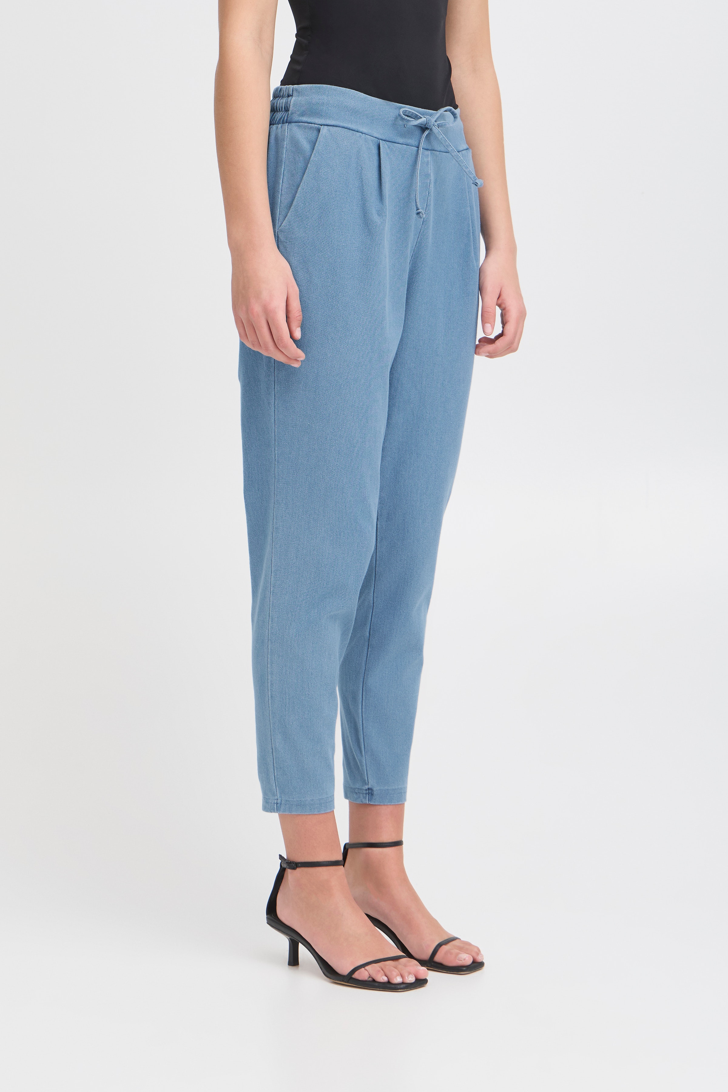 IHKATE Bukser LOOKBOOK FRONT 20123693-204711