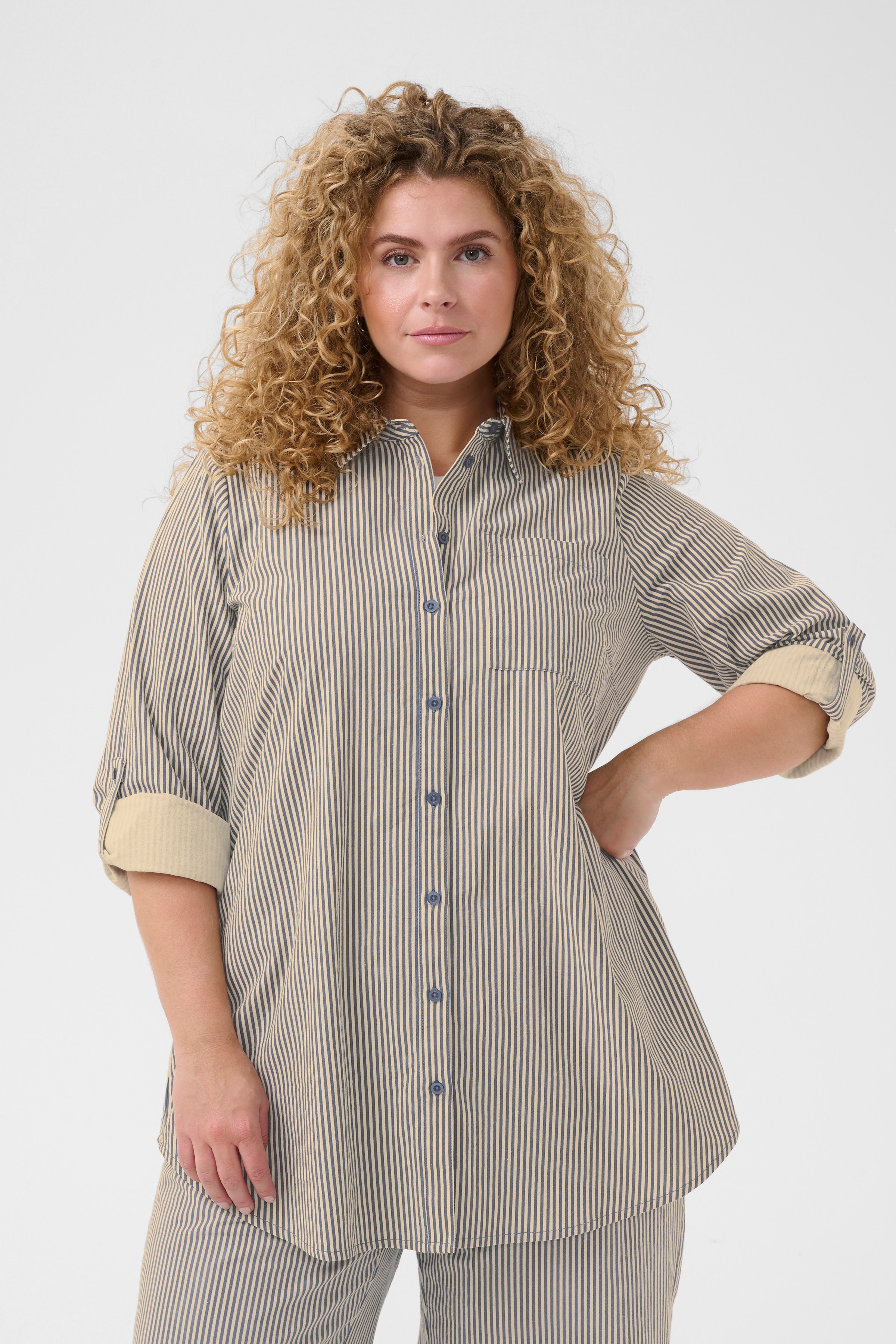 KCnana Tunika LOOKBOOK FRONT 10583332-106298